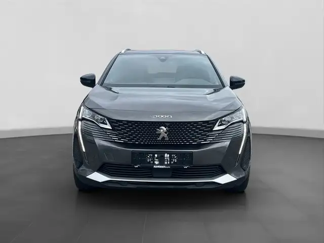 Peugeot 3008 view 6