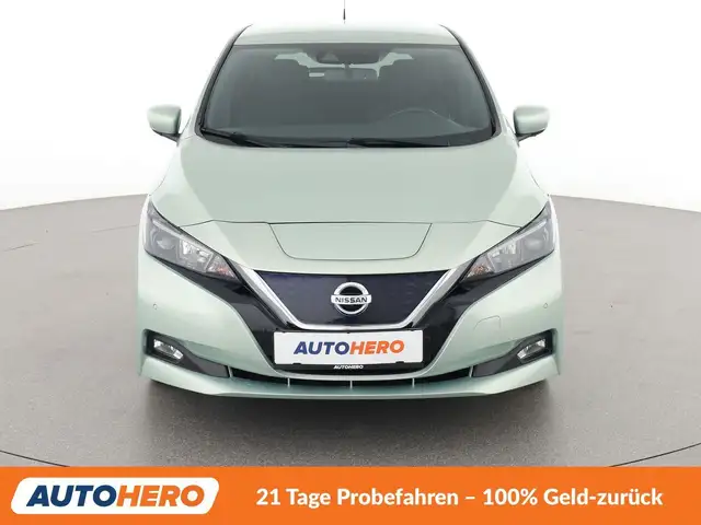 Nissan Leaf view 9