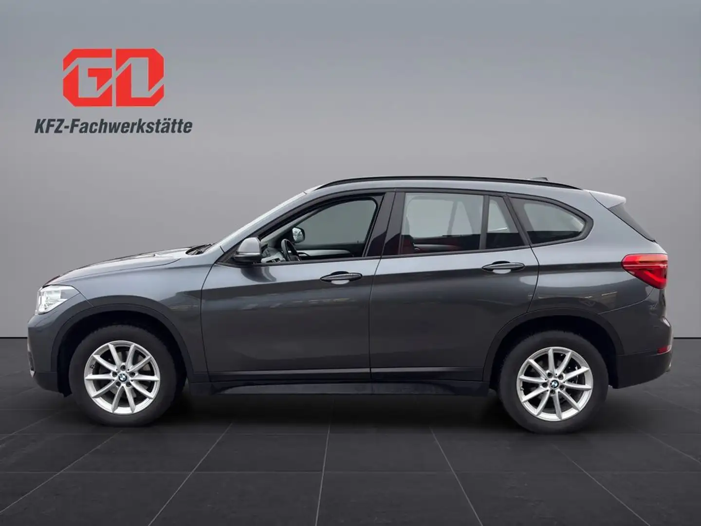 BMW X1 xDrive18d Advantage,KeyLessGo,Rückfahrkamera... Grau - 2