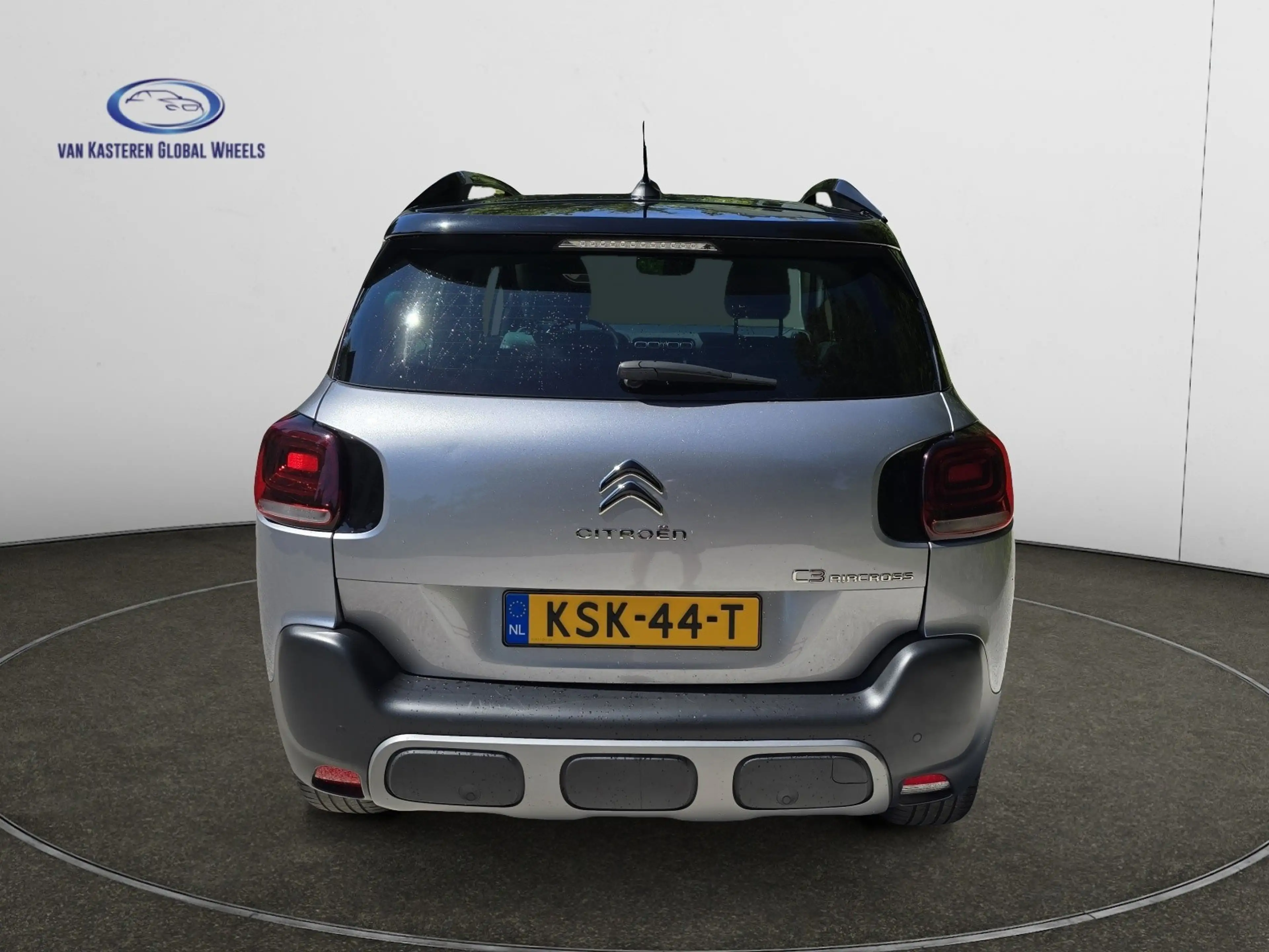 Citroen C3 Aircross 1.2 Shine |Leer|Nav|PDC|Stoelverw. — photo 6