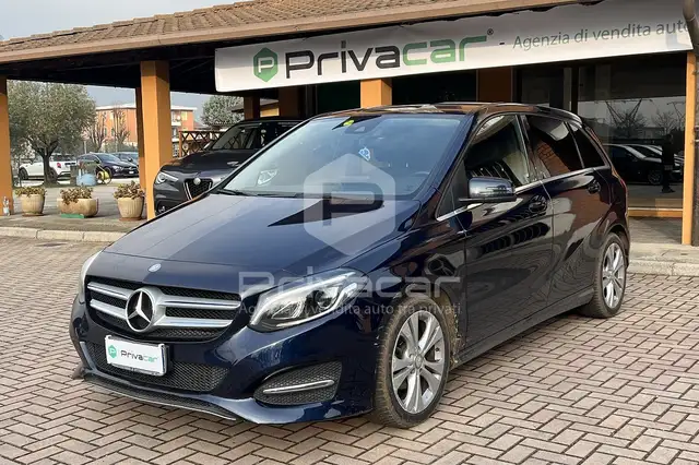 Mercedes-Benz B 180 B 180 d Automatic Sport