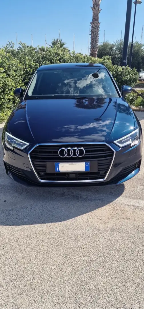 Audi A3 Sportback 30 1.6 tdi Business 116cv Blu/Azzurro - 2