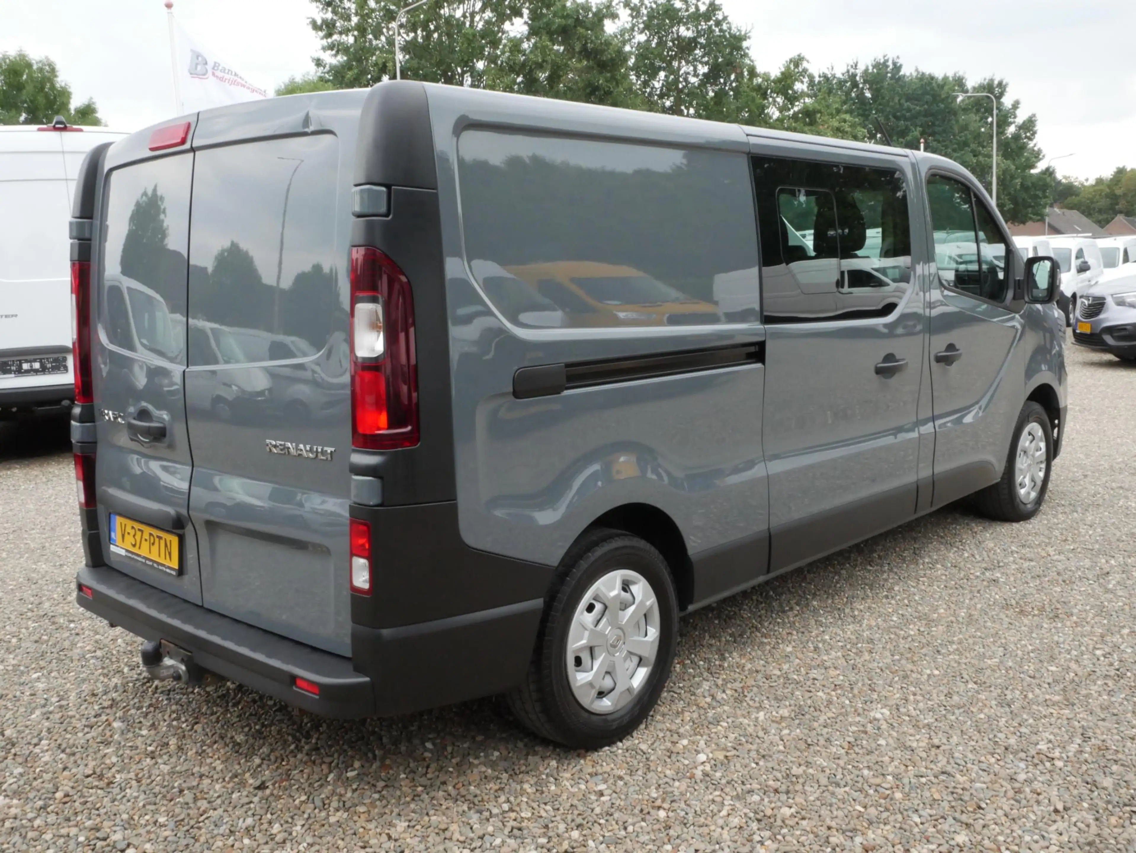 Renault Trafic 2.0 Blue dCi 130PK L2 Dubbel cabine Airco — photo 3