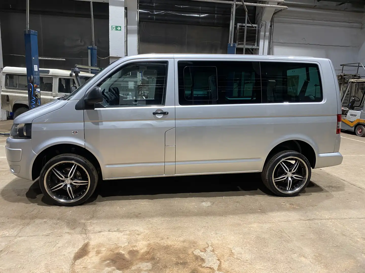Volkswagen T5 Transporter caravelle allrad seikel leistung optimiert Silber - 1
