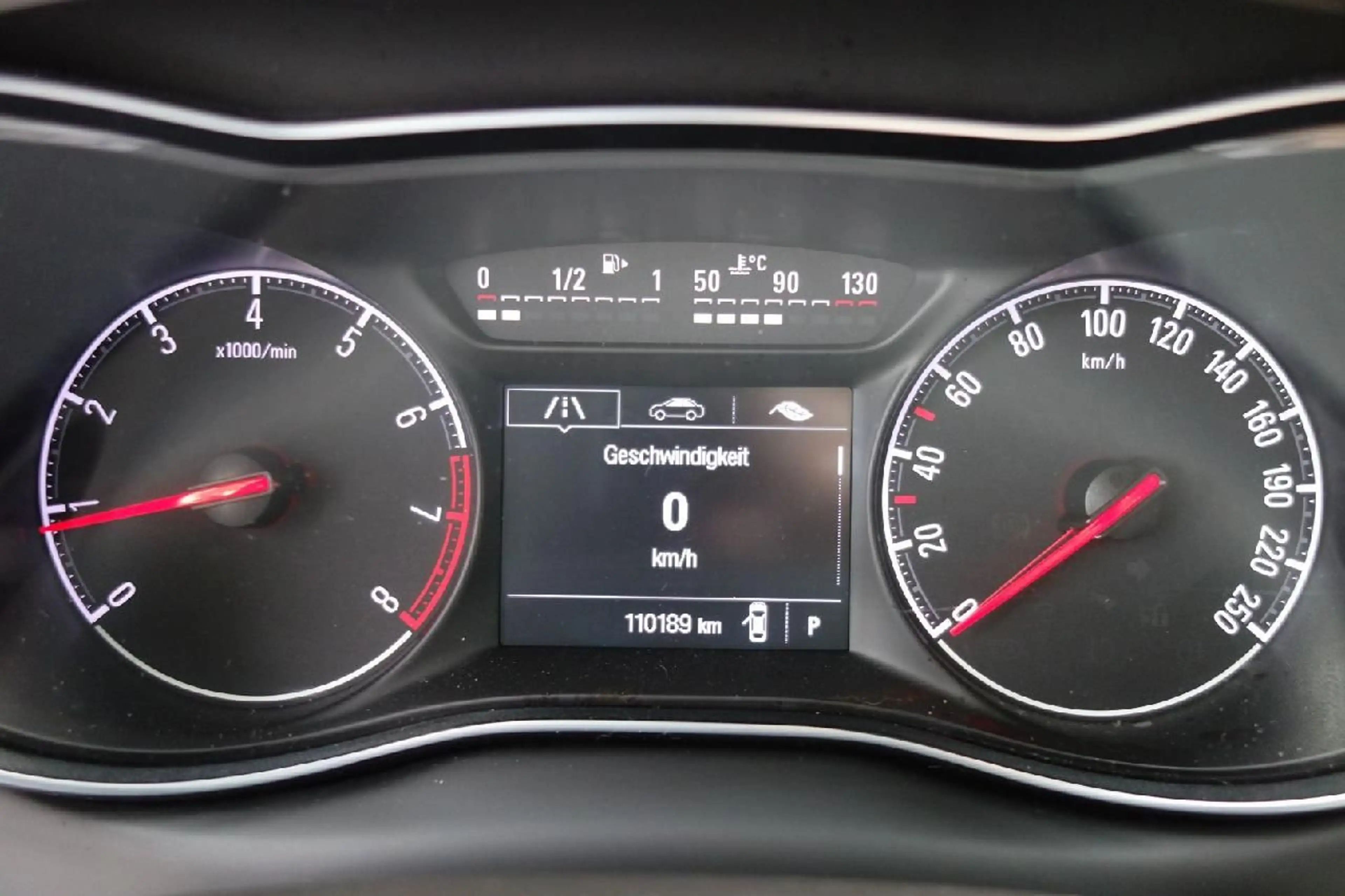 Opel Zafira C Innovation — photo 9