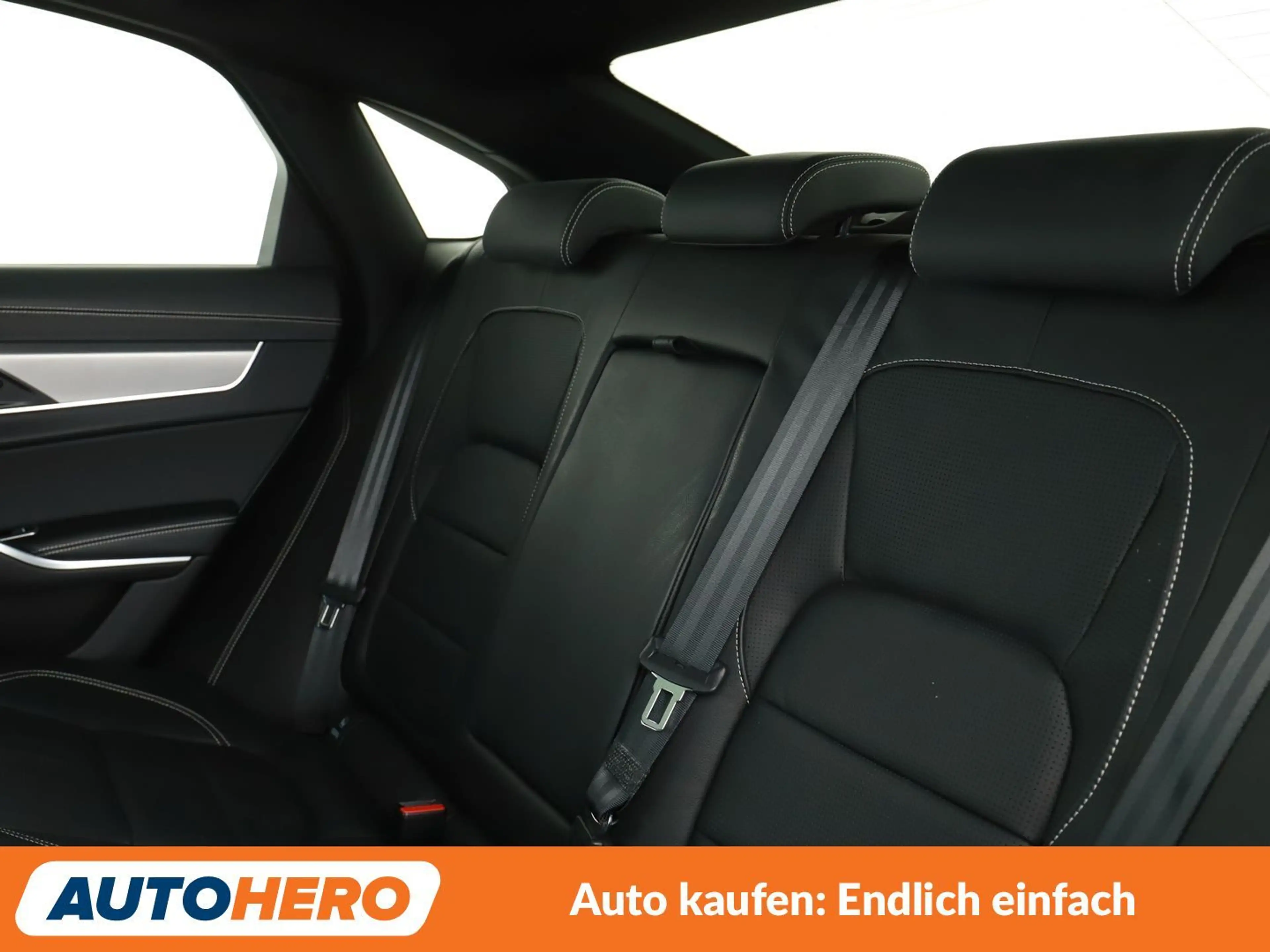 Jaguar XF 30t R-Dynamic Black AWD Aut.*LED*360°*ACC*PDC*AHK* — photo 14
