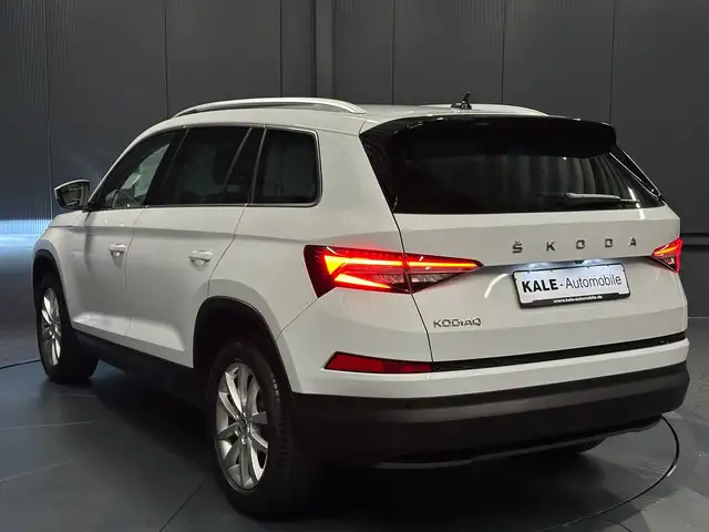 Skoda Kodiaq view 3