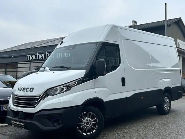 Iveco Daily 35 S HI-MATIC L3H2 *LED*ACC*SCHWINGSITZ*AHK*