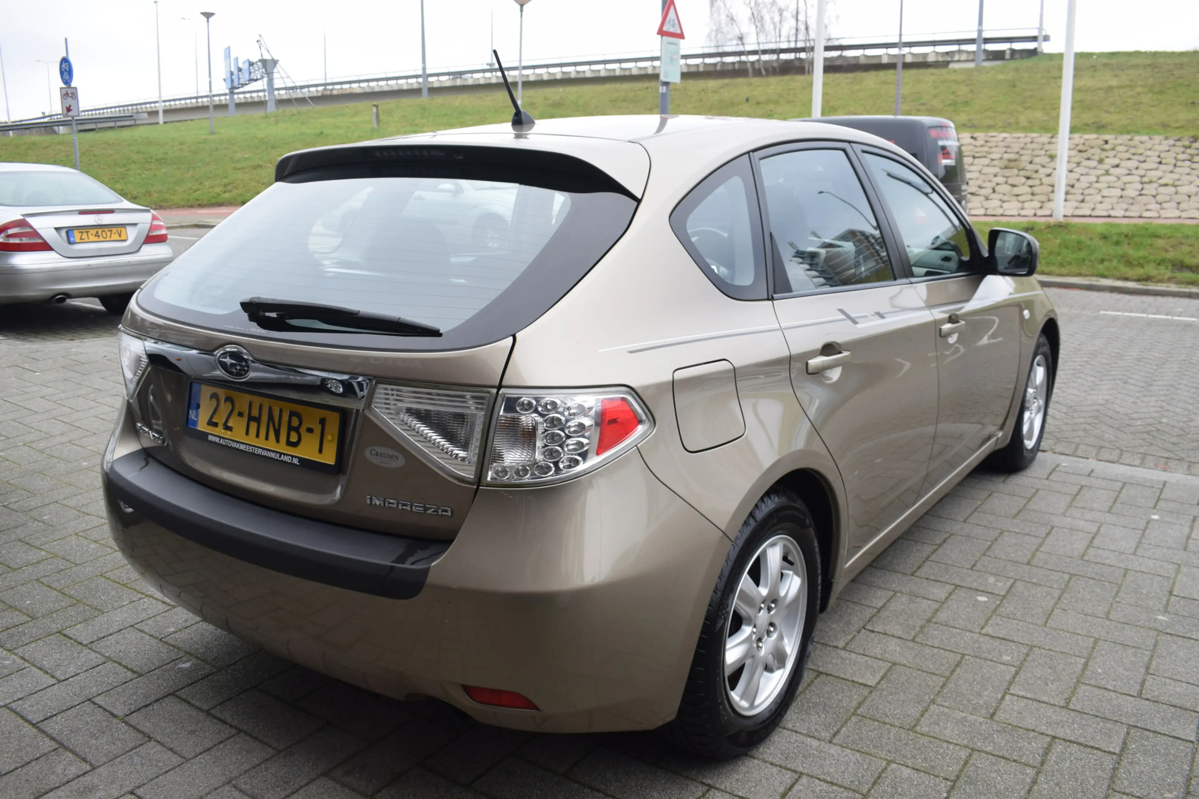 Subaru Impreza 1.5R Luxury AWD NAP Apple Carplay Climate Cruise — photo 8