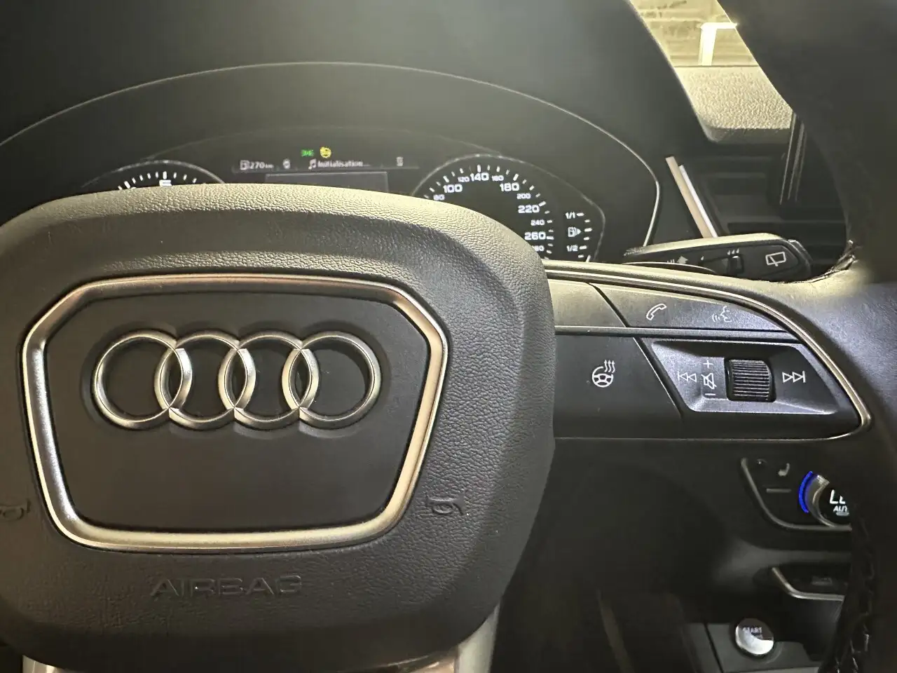 Audi Q5 снимка Audi Q5