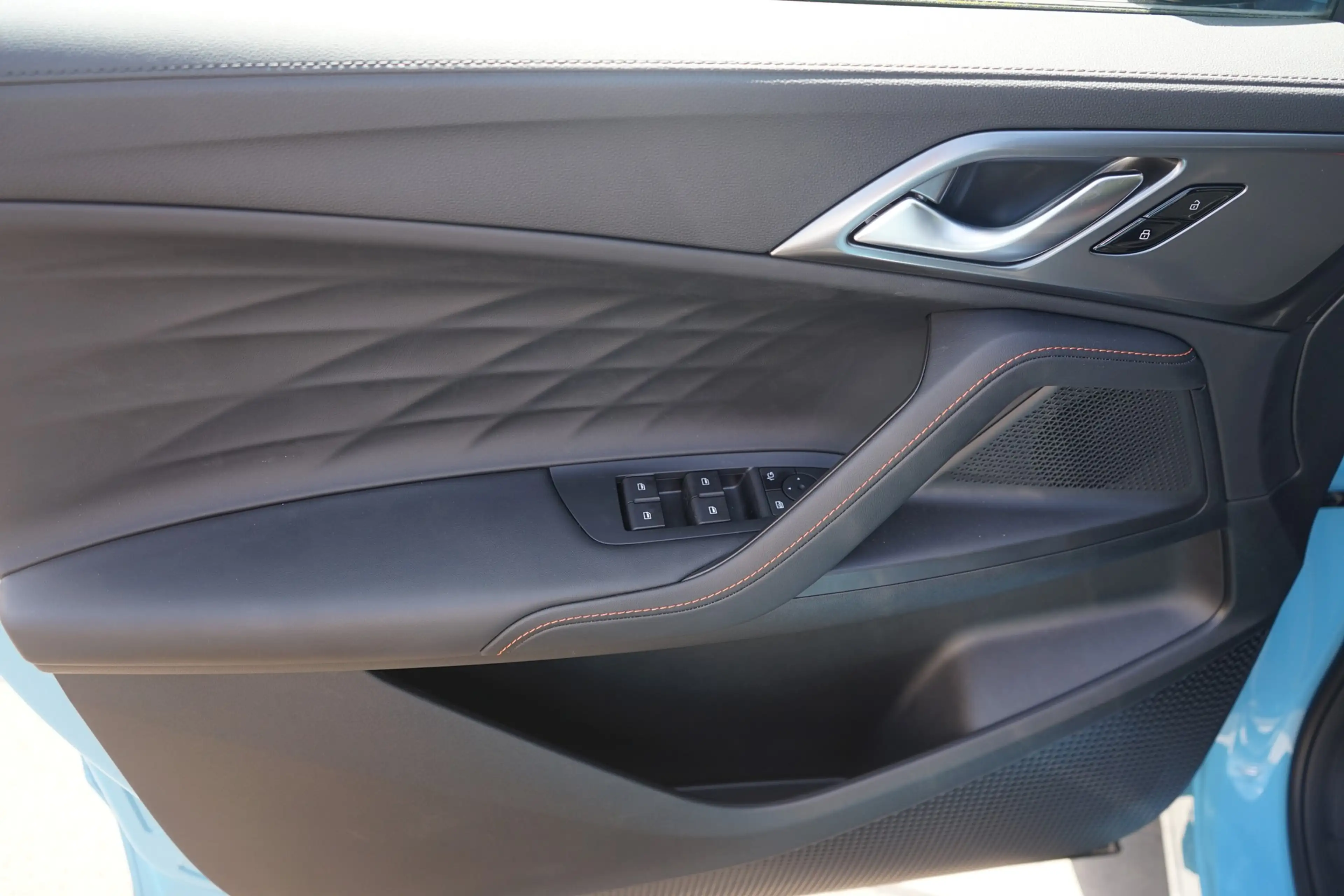 MG HS 1.5 T-GDI Luxury Aut. LED ACC Navi 360° — photo 20