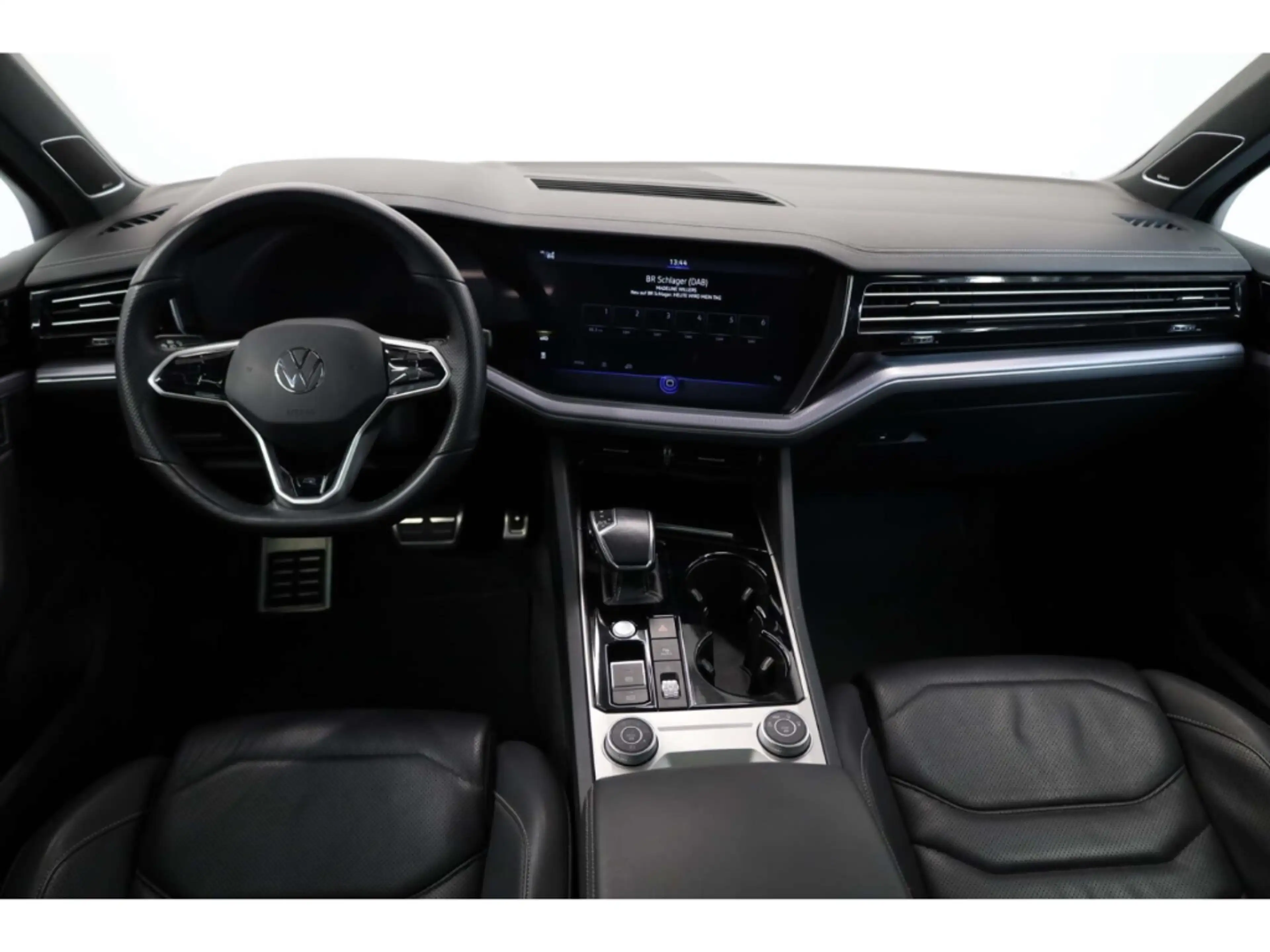 Volkswagen Touareg 3.0 TDI V6 4Motion R-Line Black Style — photo 7