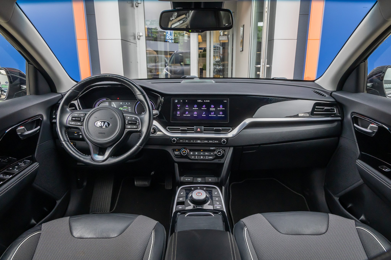 Kia e-Niro DynamicLine 64 kWh | Cruise adaptief | Camera | St — photo 12