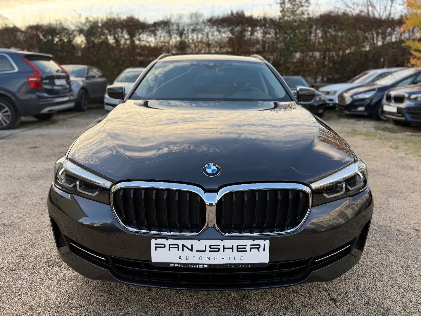 BMW 520 d Touring Aut Leder Kamera Memory LED Navi Grau - 2