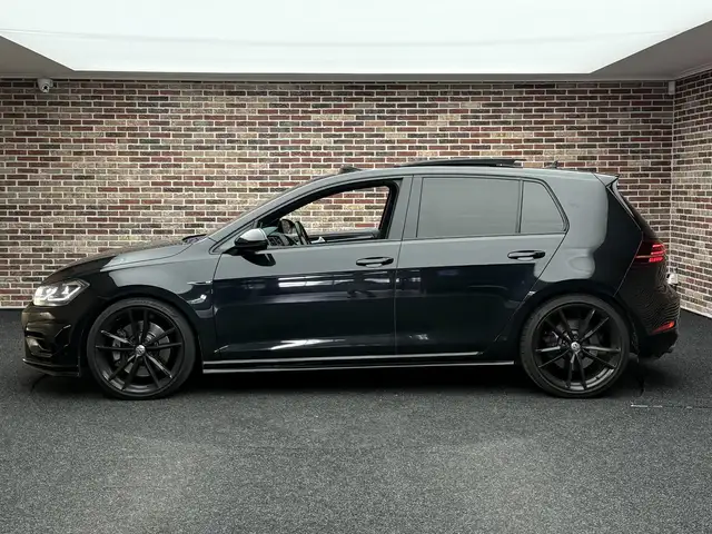 Volkswagen Golf view 5