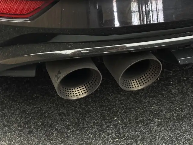 Volkswagen Golf view 8