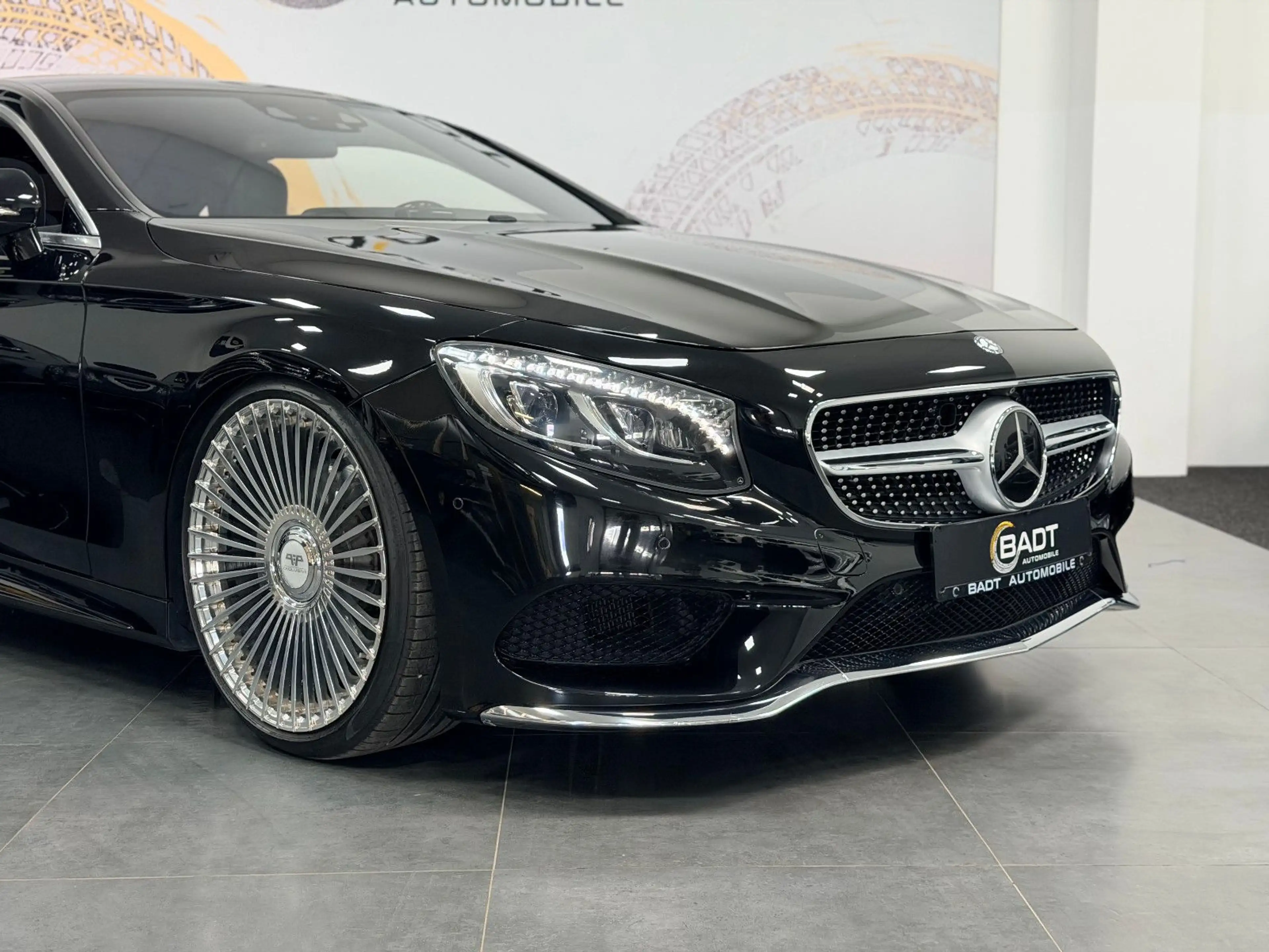 Mercedes-Benz S 500 S Coupe 4Matic*SWAROVSKI*22" PP EXCLUSIVE* — photo 5