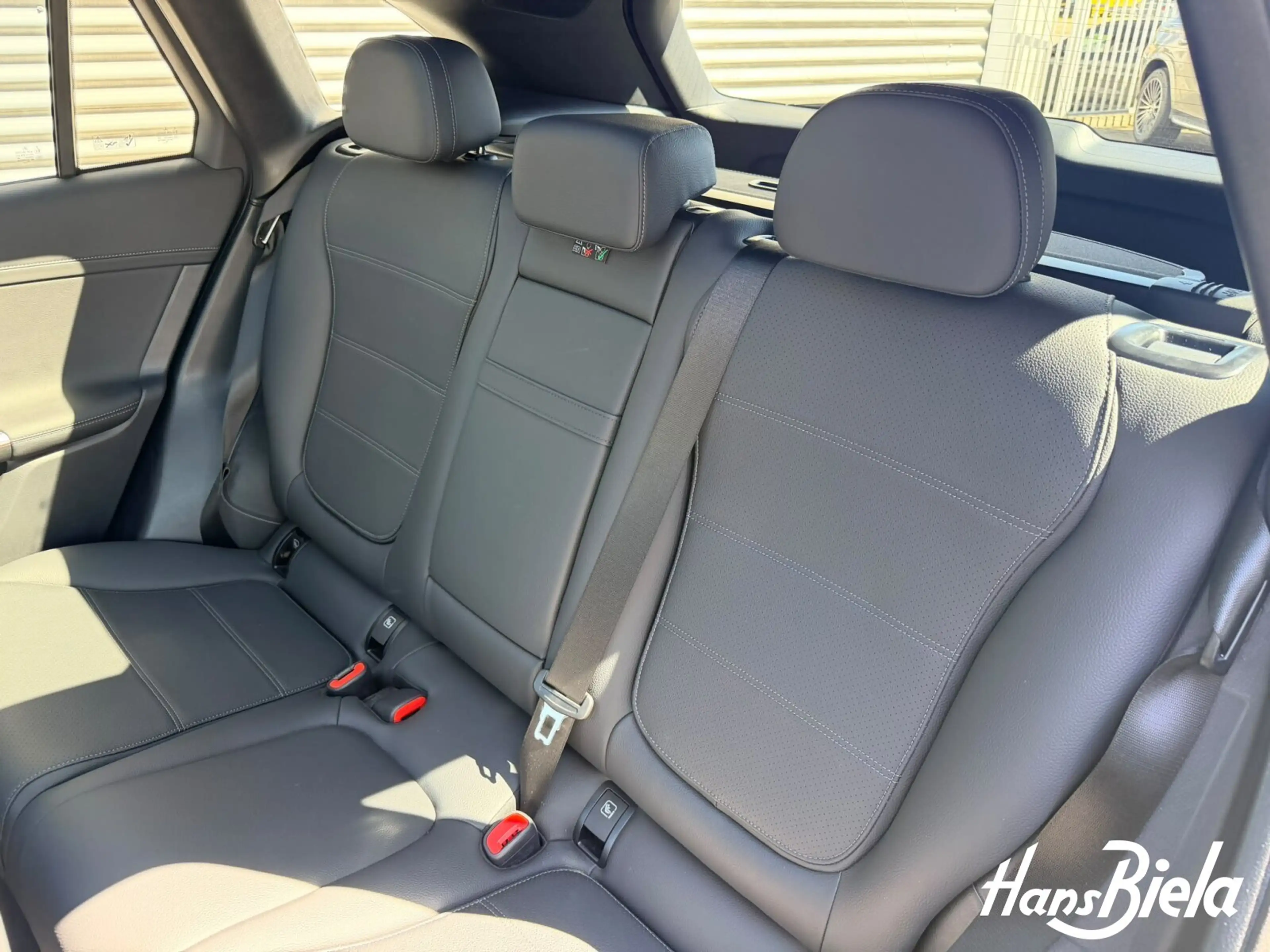 Mercedes-Benz GLC 400 GLC 400 e 4M AMG Prem/20"/Pano/Bur/Mass/DigLi PSD — photo 10
