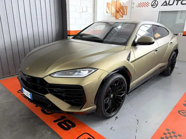 Lamborghini Urus 4.0 SE 800 CV + Scarico Akrapovic + Ricca di accessori! Leggere descrizione