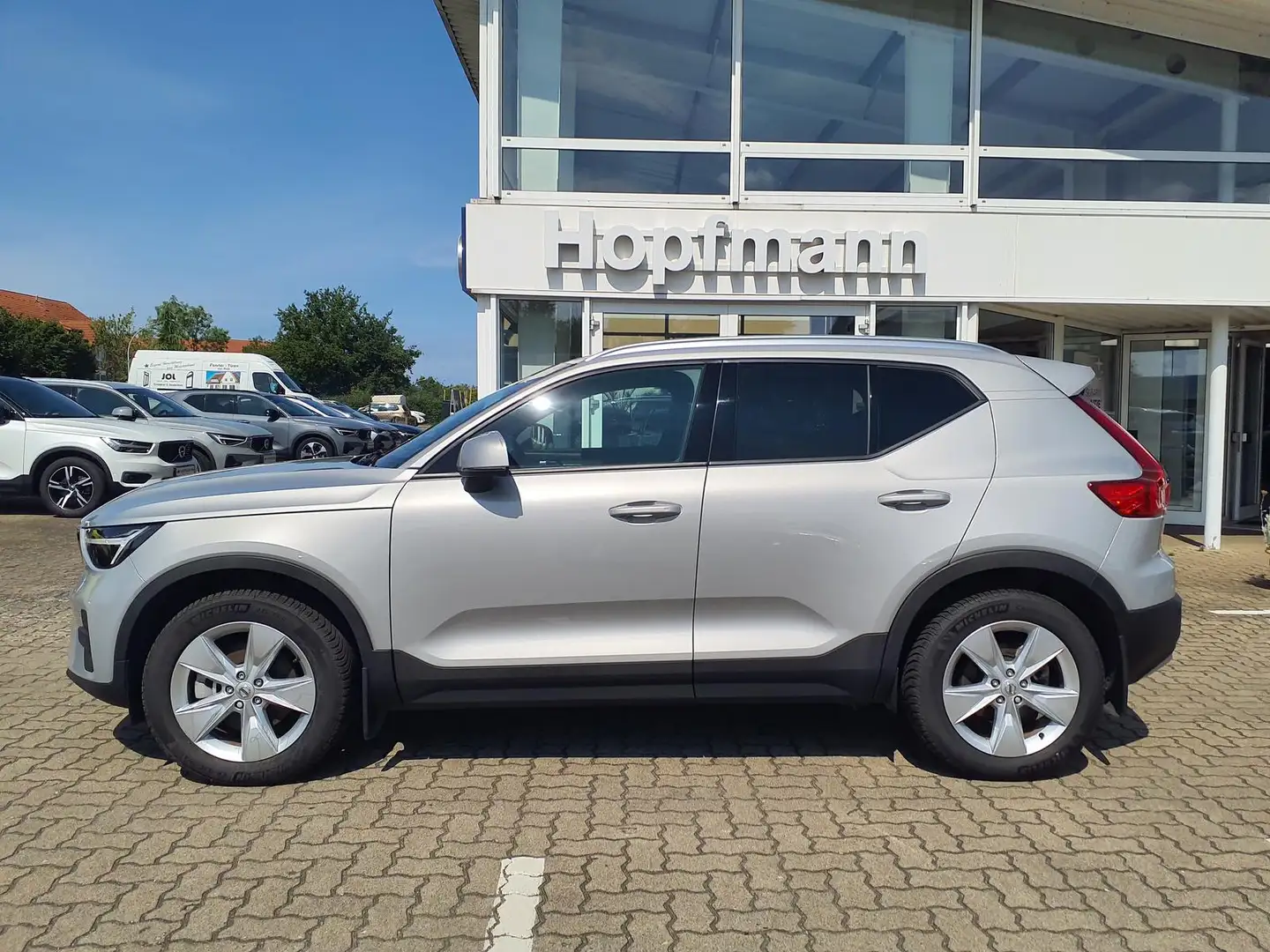 Volvo XC40 B4 Benzin Core Aut. AHK / ACC / BLIS Argent - 2