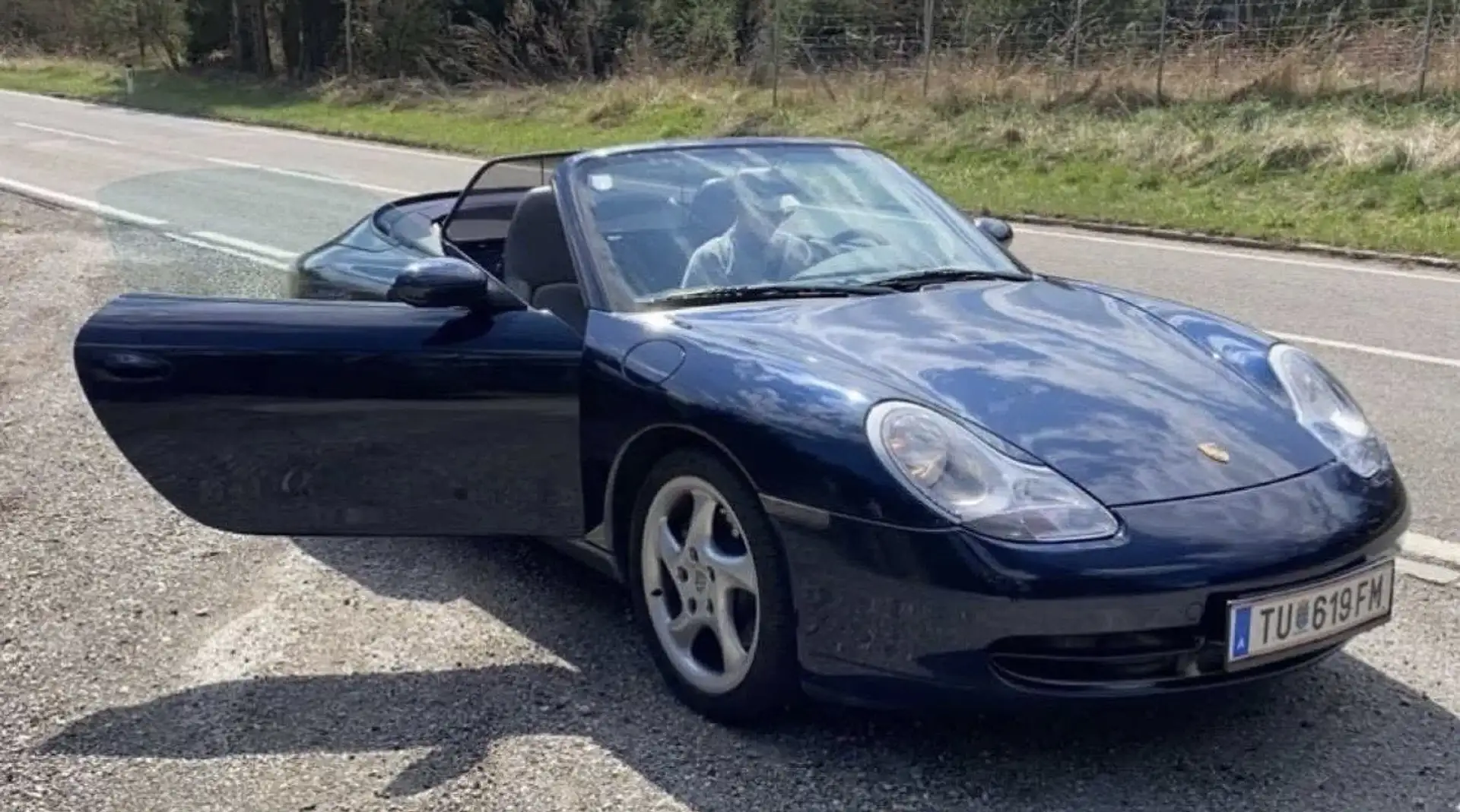 Porsche 996 911 Carrera Cabrio - 1