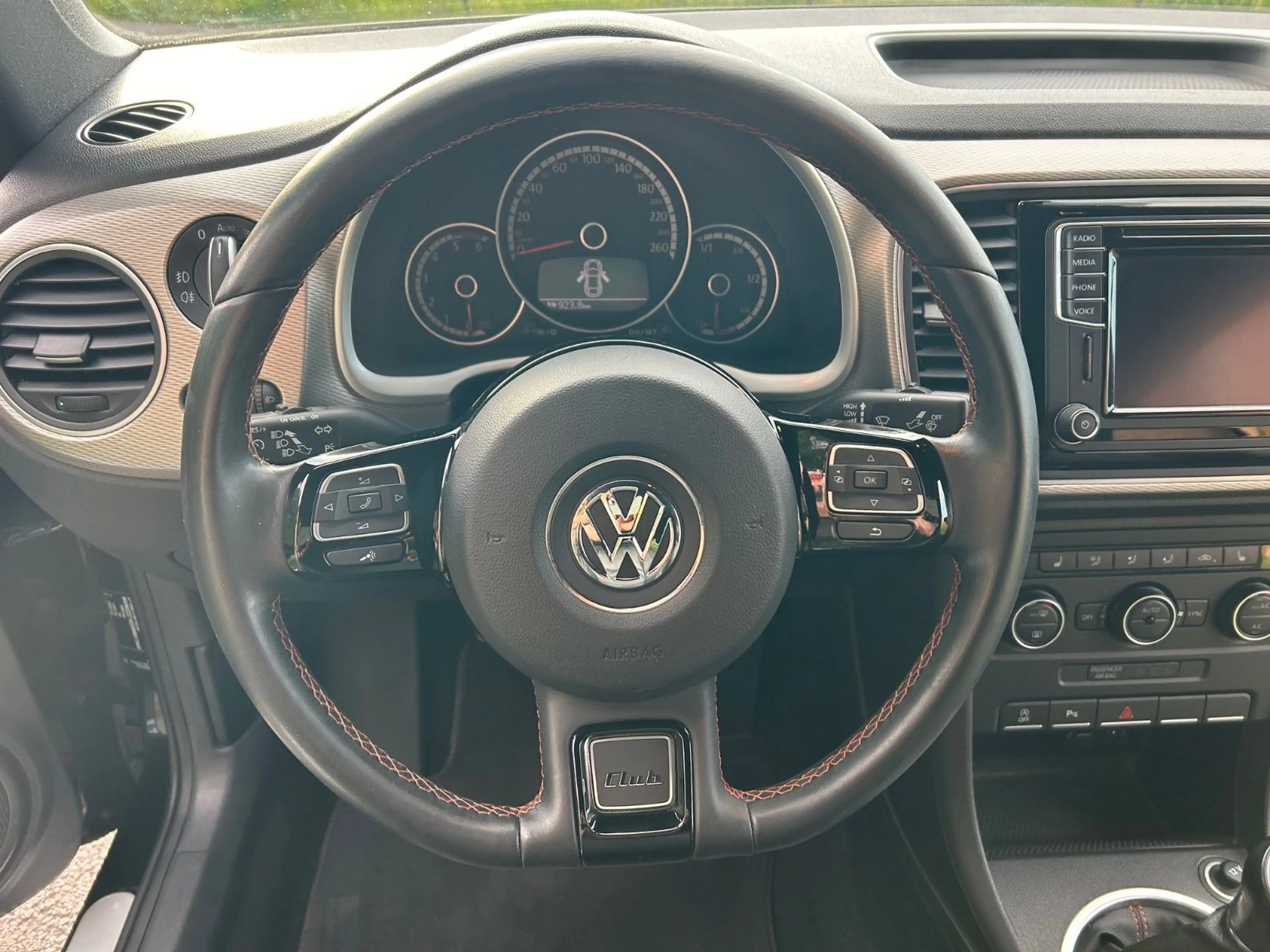 Volkswagen Beetle Cabriolet Club BMT Leder !!  1 Hand Navi — photo 13