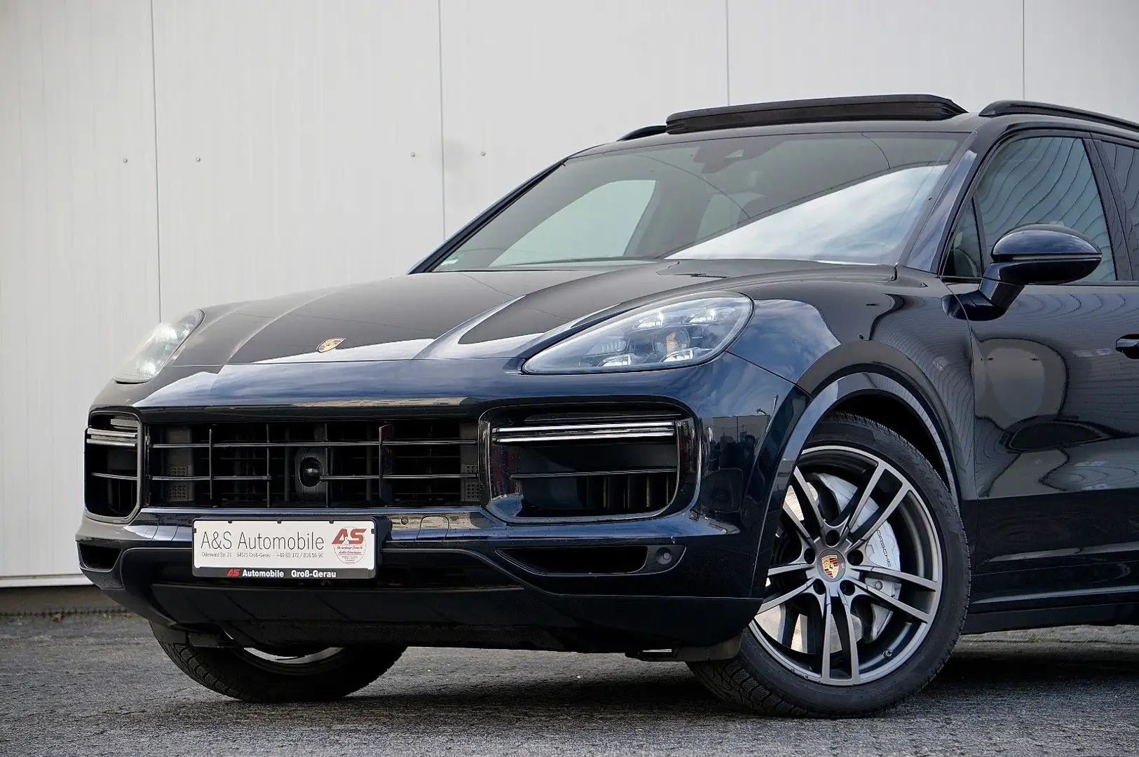 Porsche Cayenne Turbo 4.0 V8 *SPORT-CHRONO *18-WEGE-SITZ Noir - 1