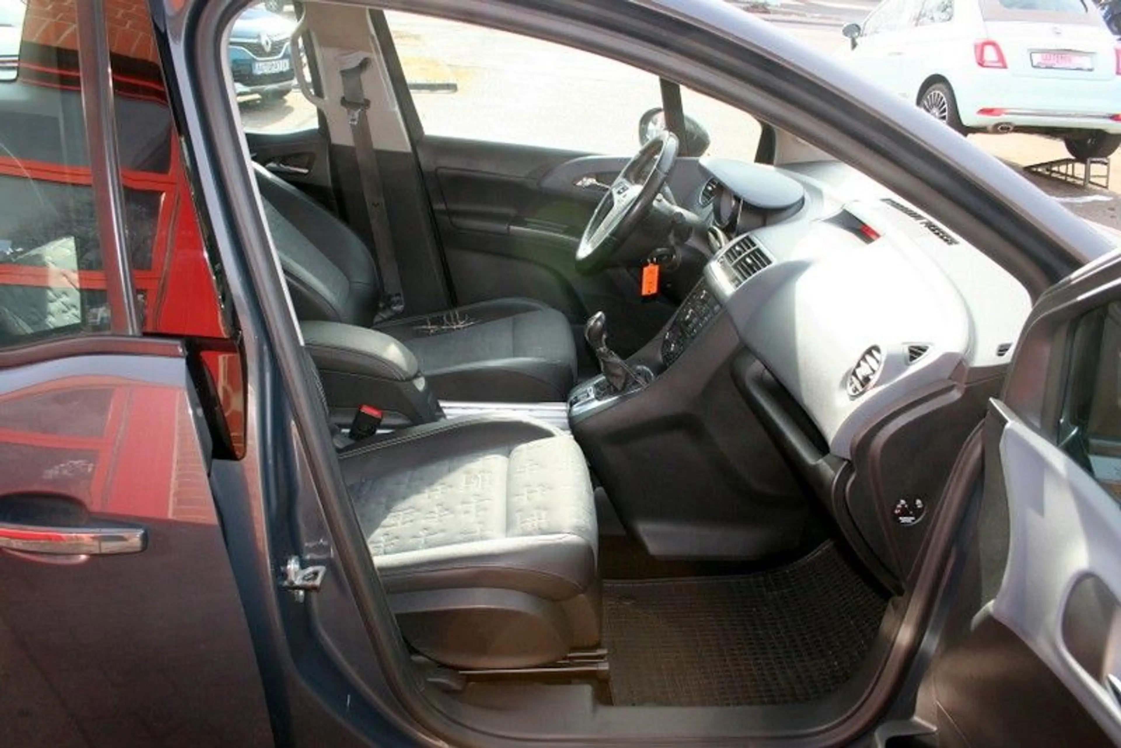 Opel Meriva B Innovation+Sitzheizung+AHK+Tempomat+ — photo 5