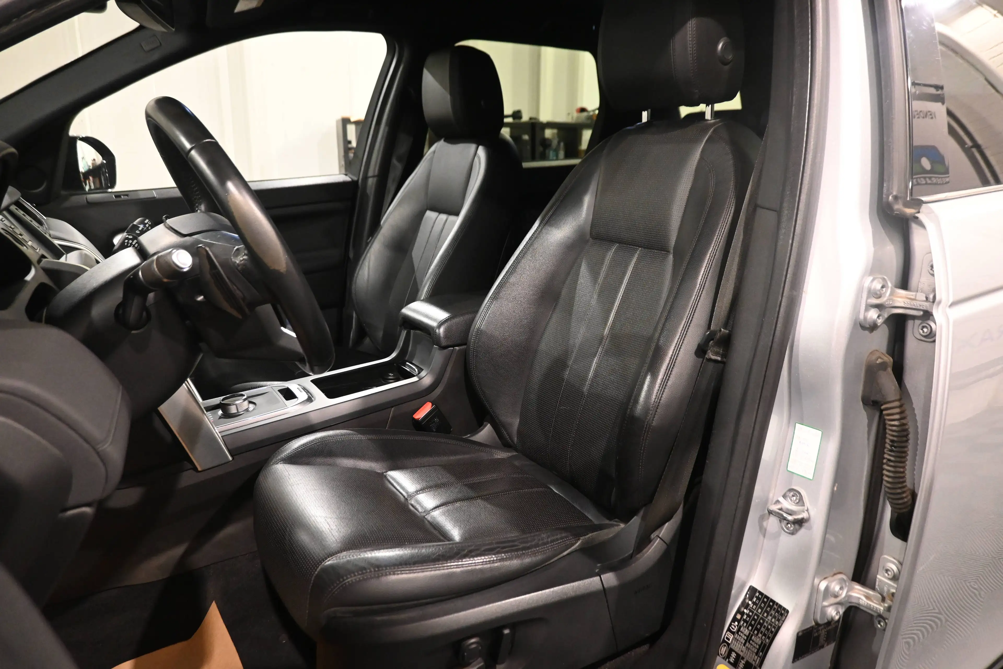 Land Rover Discovery Sport Discovery Sport 2.0 TD4 HSE / CAMERA / CUIR / GPS NAVIGATION / XENON / PDC !! — photo 12