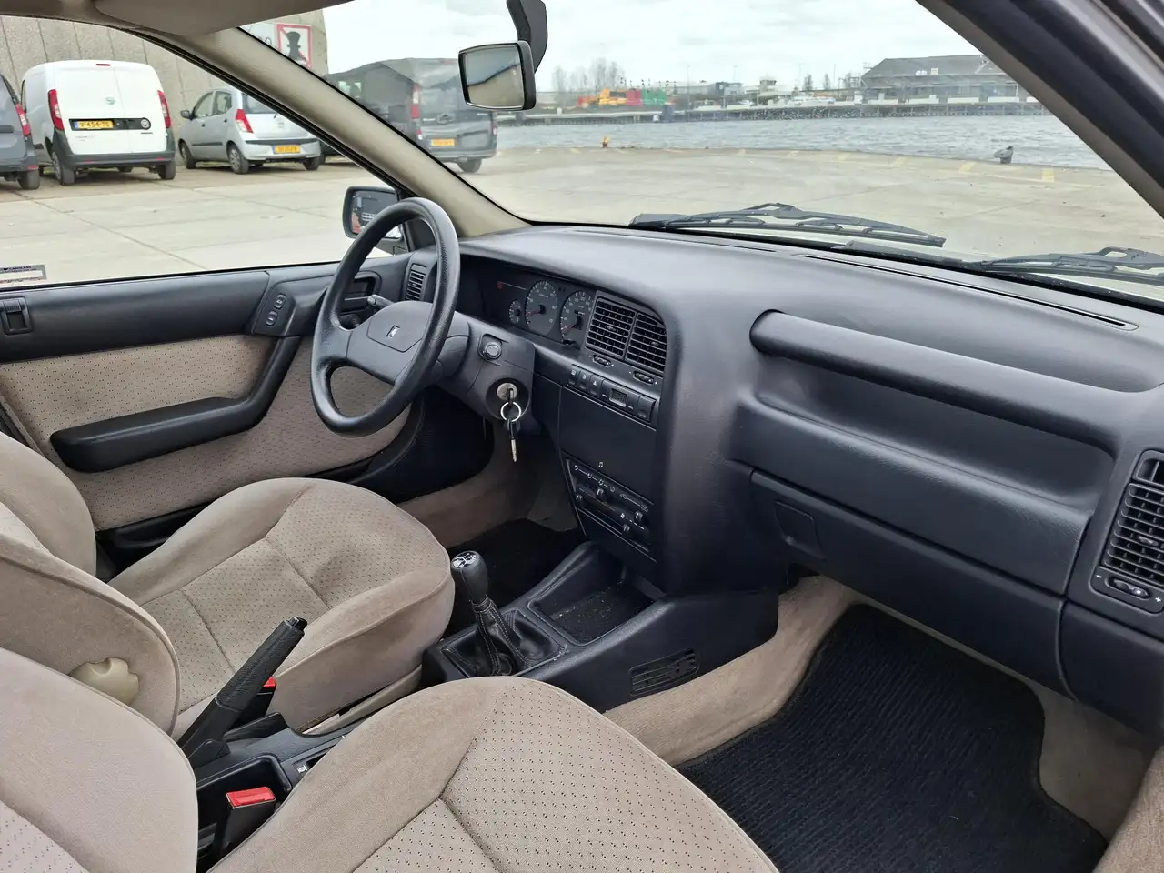 Citroen Xantia 1.8i SX 1e eigenaar! Youngtimer nieuwe APK, foto 10