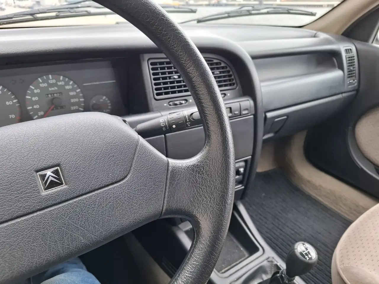 Citroen Xantia 1.8i SX 1e eigenaar! Youngtimer nieuwe APK, foto 11