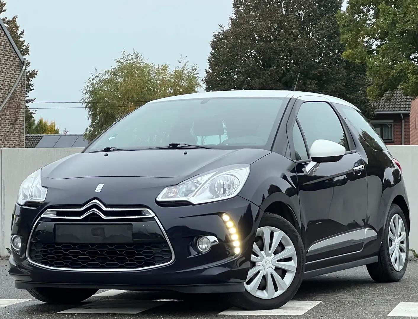 Citroen DS3 DS3 1.4 HDi So Chic - AIRCO Blauw - 2