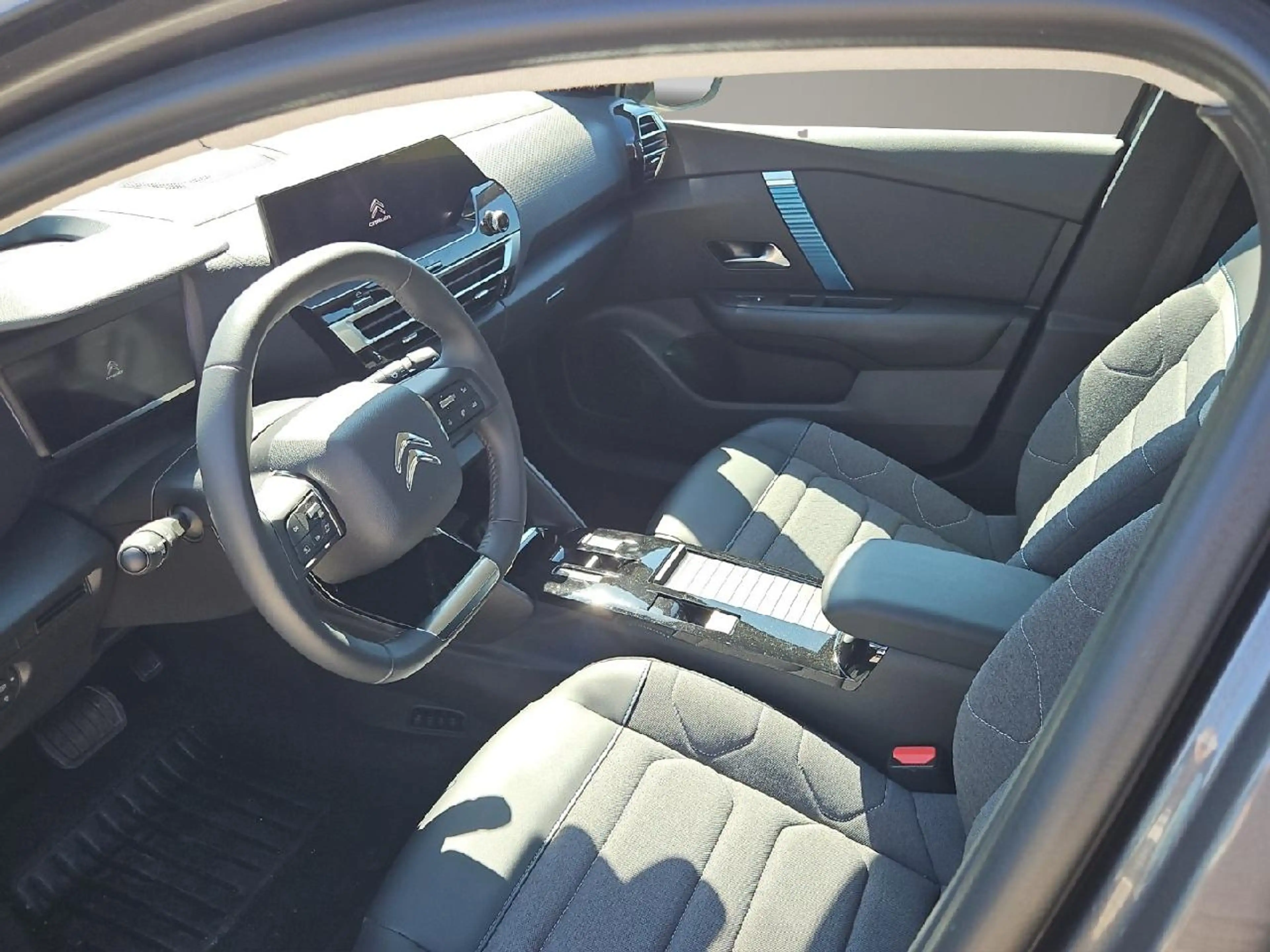 Citroen E-C4 Electric ë- C-Series — photo 9