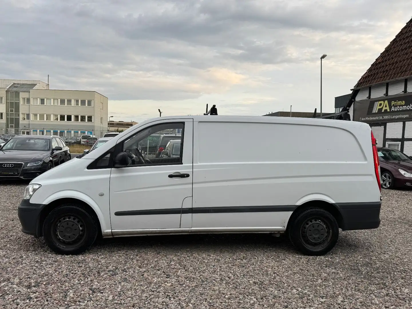 Mercedes-Benz Vito Kasten 113 CDI lang / 3. Hand Klimaanlage Weiß - 2