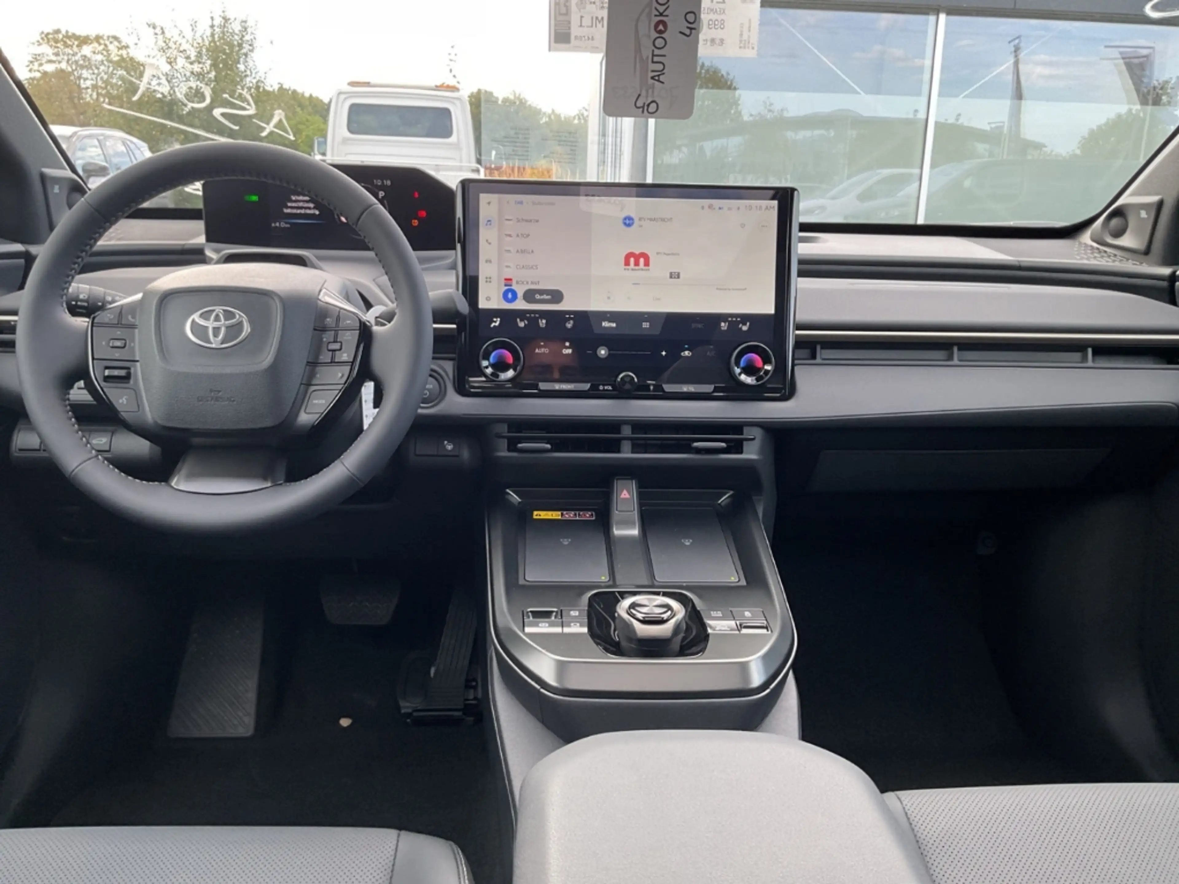 Toyota bZ4X AWD Lounge Navi Memory Sitze 360 Kamera Klimasitze — photo 12