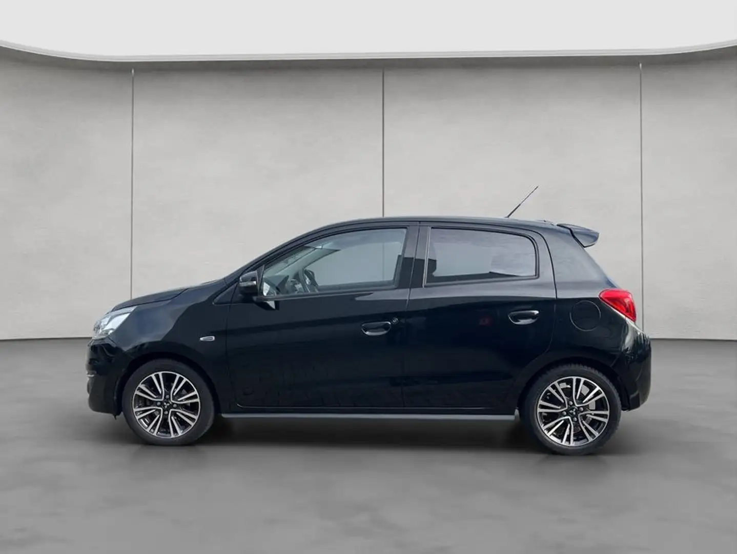 Mitsubishi Space Star 1.2 Clear Tec CVT Top Noir - 2