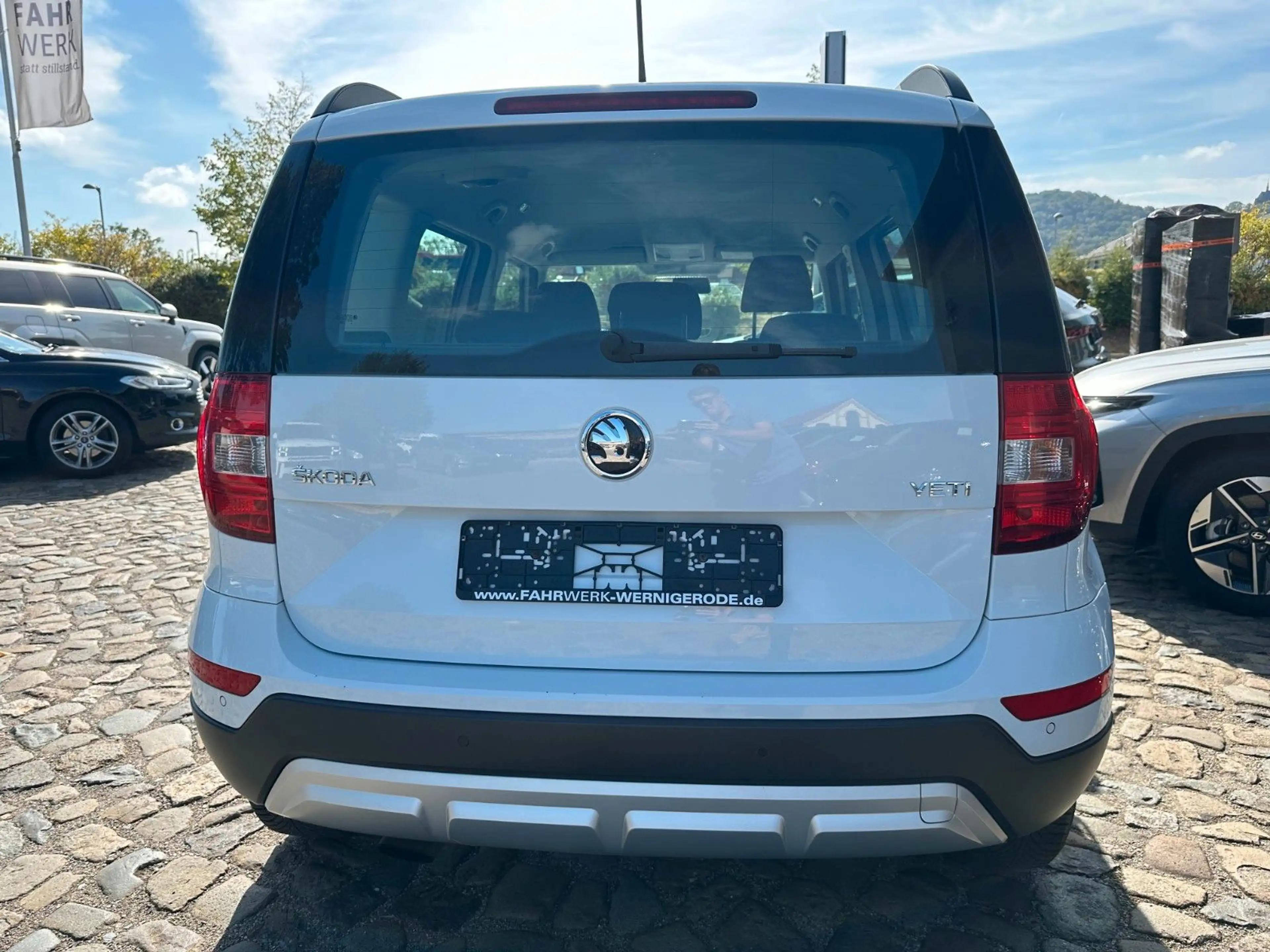 Skoda Yeti Ambition Outdoor Klima Allwetterreifen — photo 9