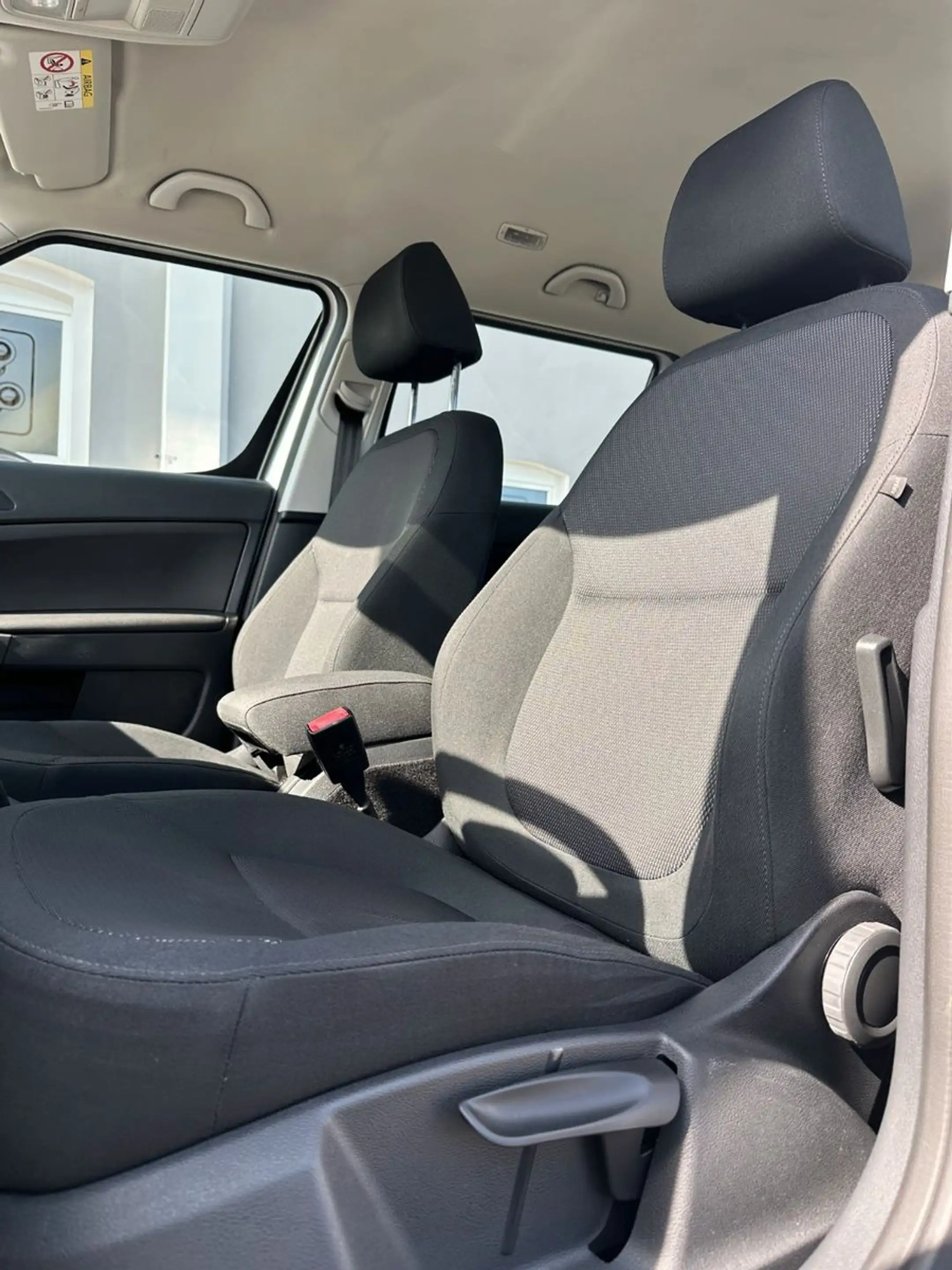 Skoda Yeti Ambition Outdoor Klima Allwetterreifen — photo 13