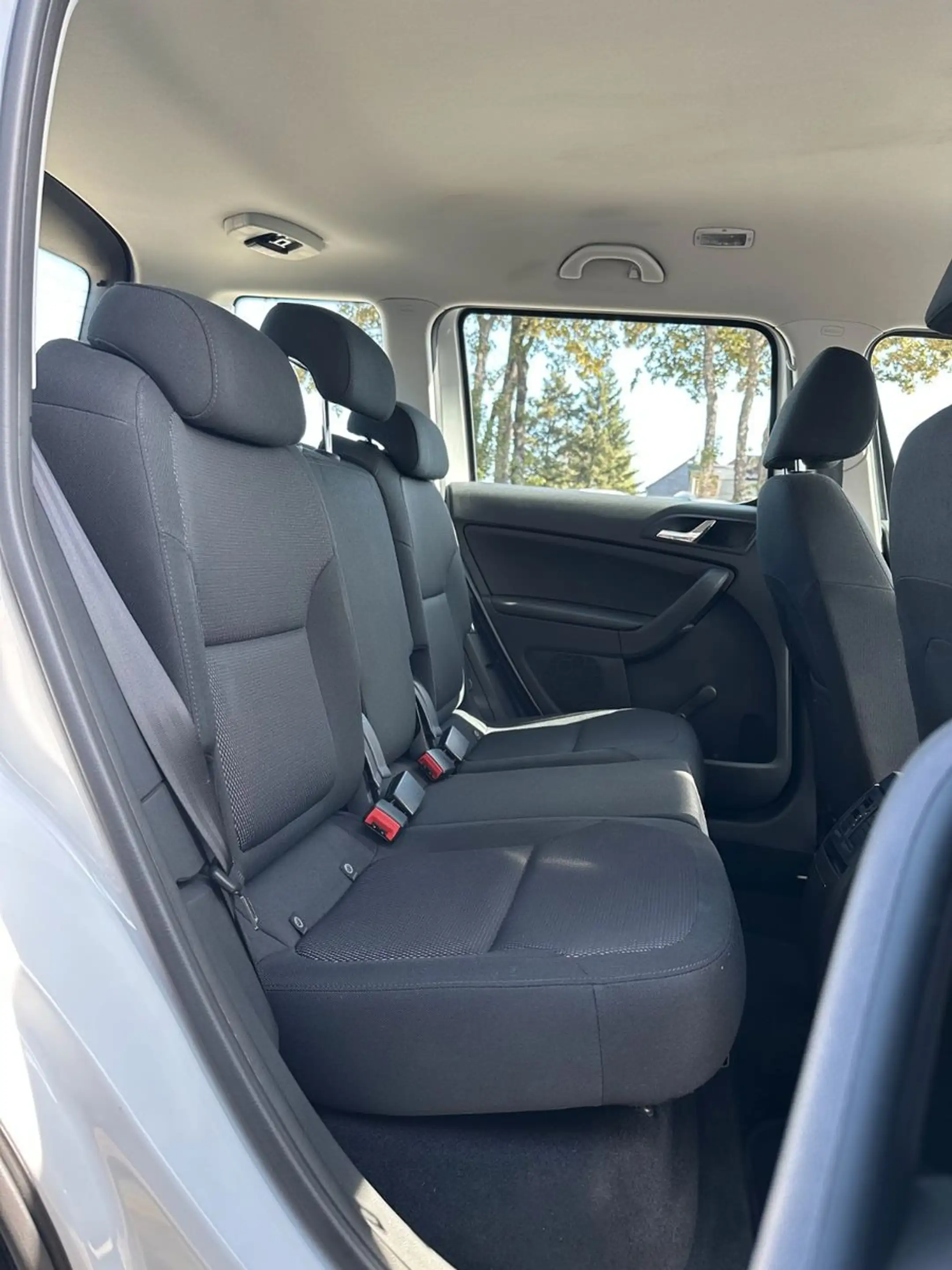 Skoda Yeti Ambition Outdoor Klima Allwetterreifen — photo 7