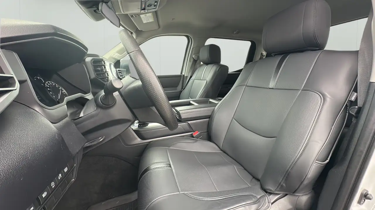 Toyota Tundra снимка Toyota Tundra