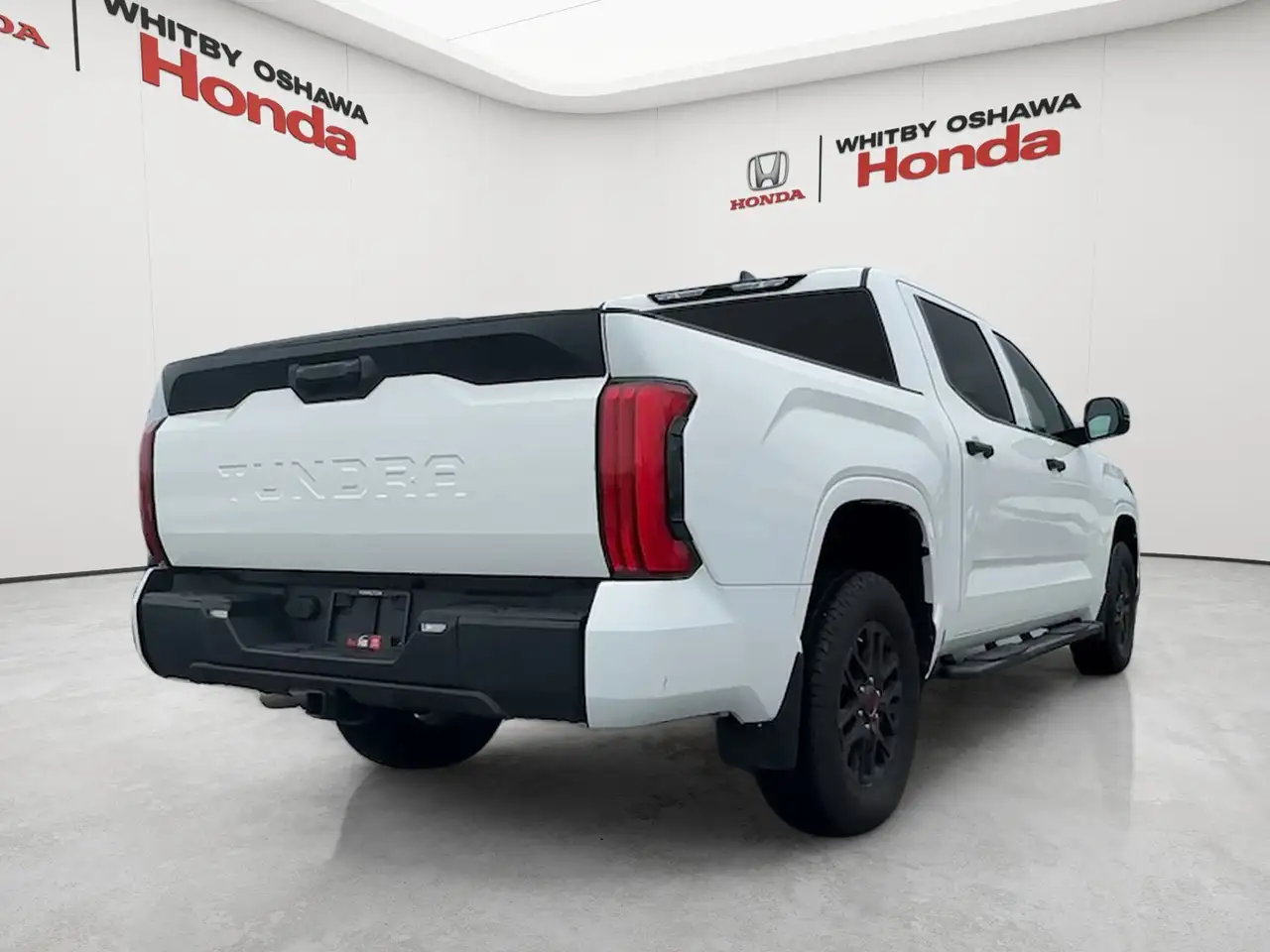 Toyota Tundra снимка Toyota Tundra