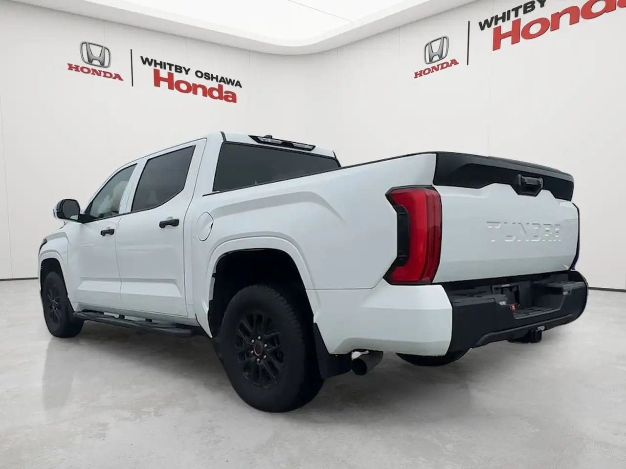 Toyota Tundra снимка Toyota Tundra