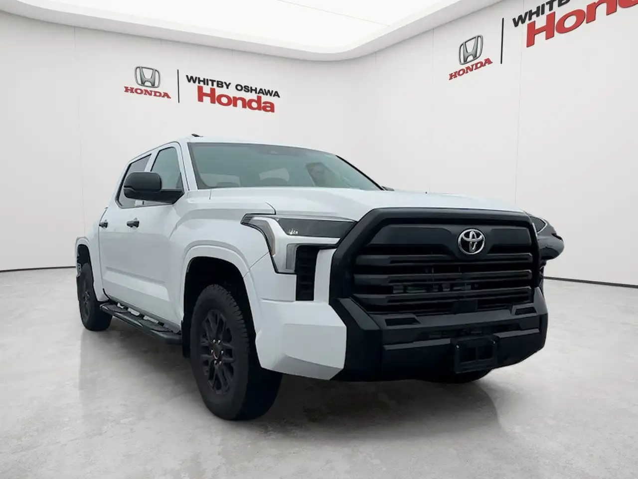Toyota Tundra снимка Toyota Tundra