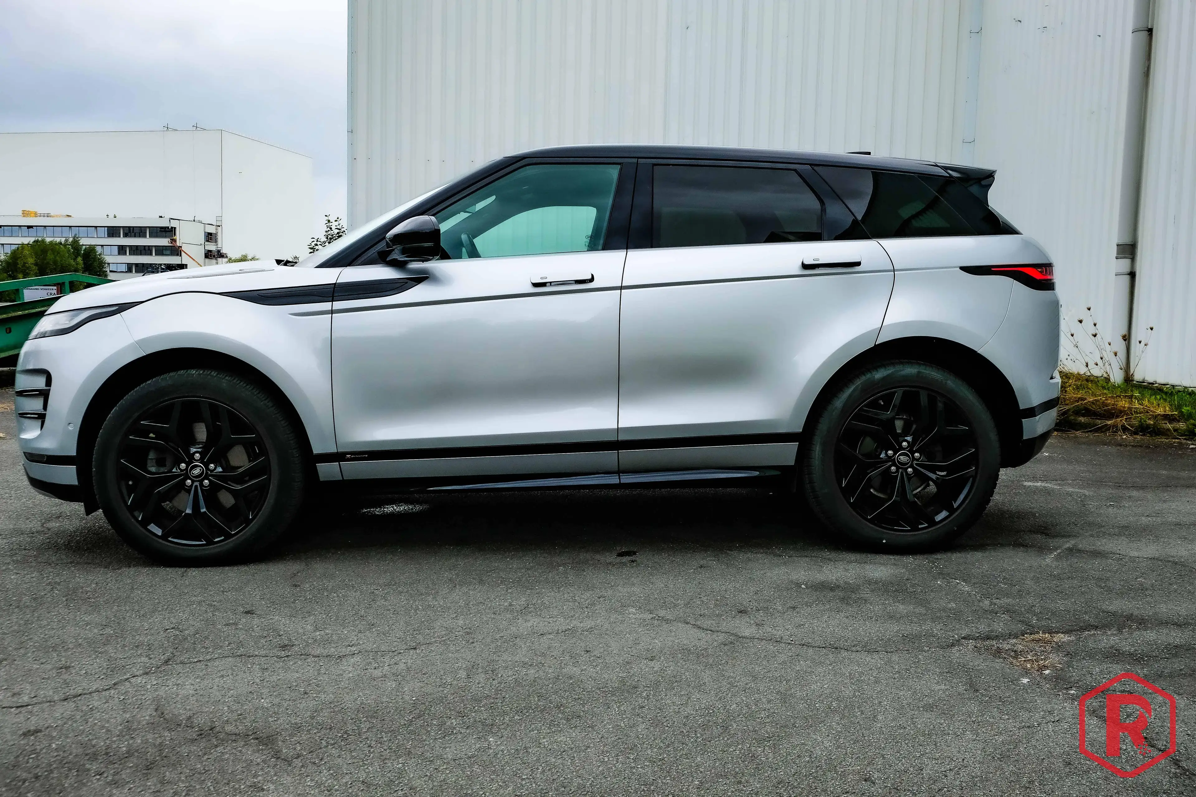 Land Rover Range Rover Evoque R-Dynamic S Meridian D150 4WD — photo 8