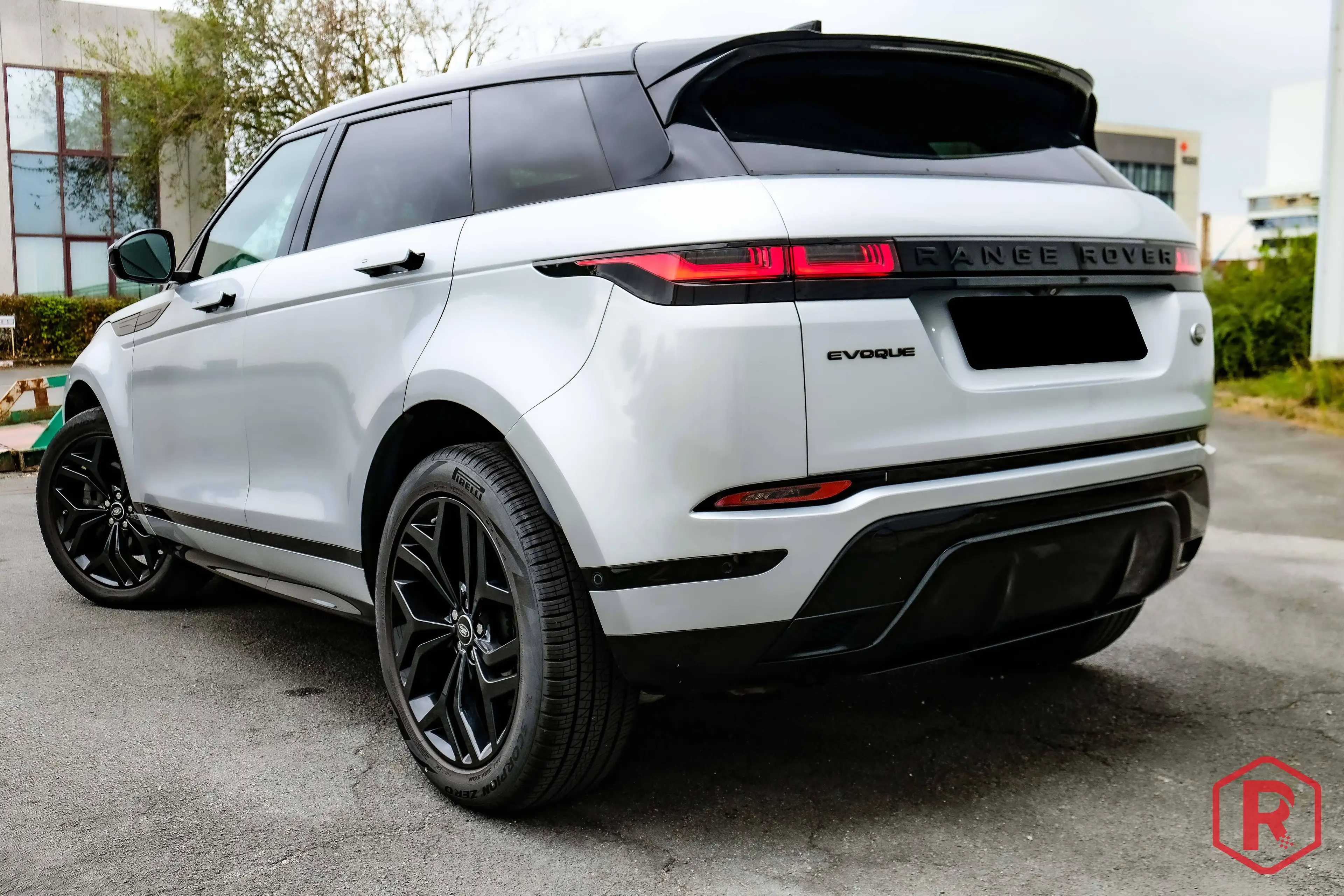 Land Rover Range Rover Evoque R-Dynamic S Meridian D150 4WD — photo 7