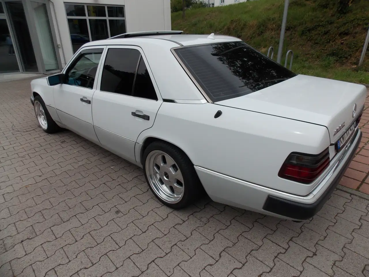 Mercedes-Benz E 300 300 D Mopf1. 5gang . H-Zulassung. Tüv Neu, foto 7