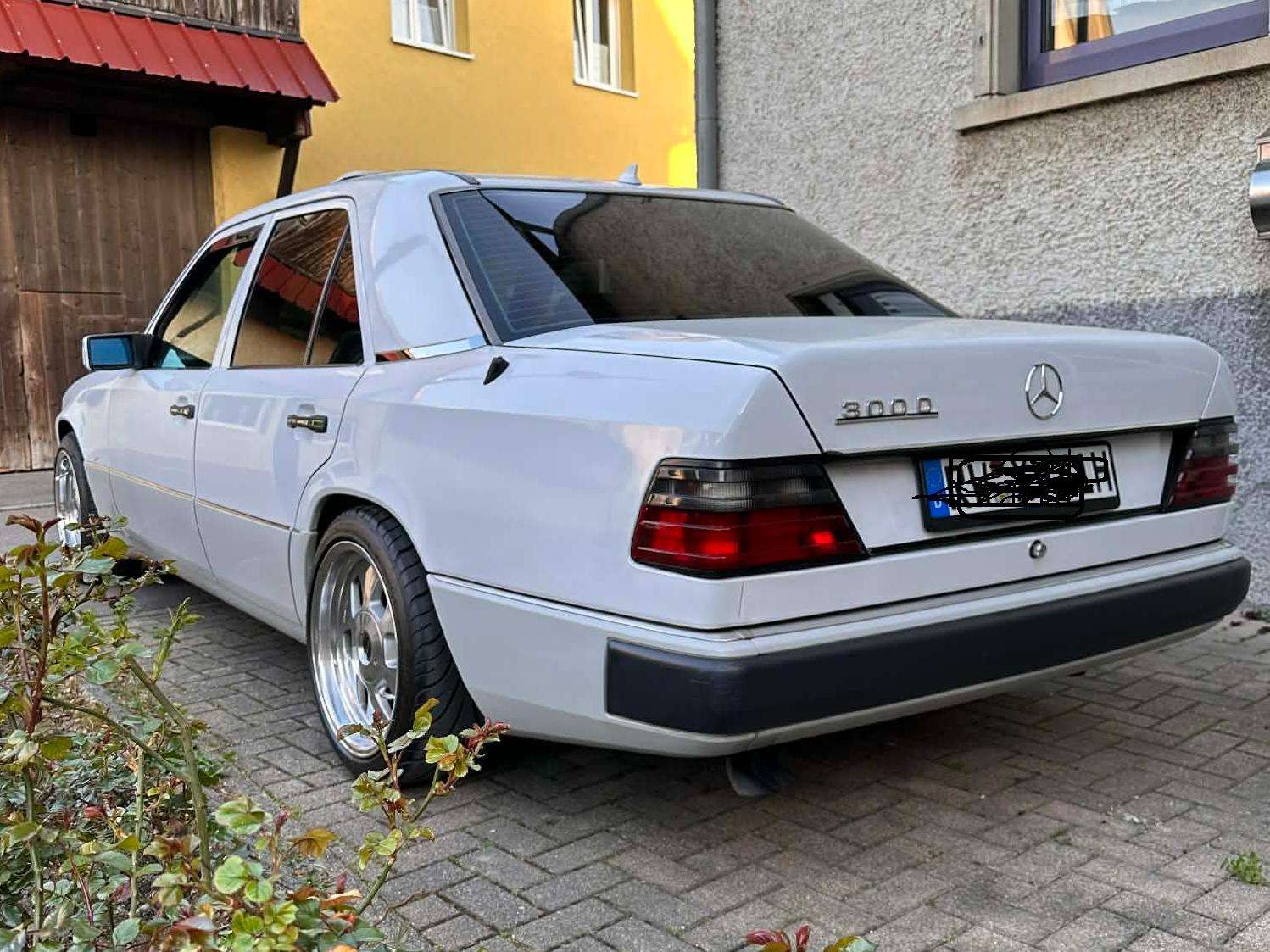 Used Mercedes Benz E-Class 300