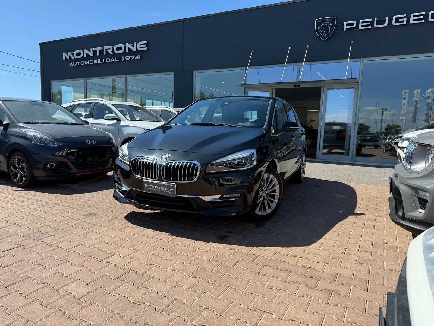 BMW 216 216d Active Tourer Luxury auto Grigio - 1