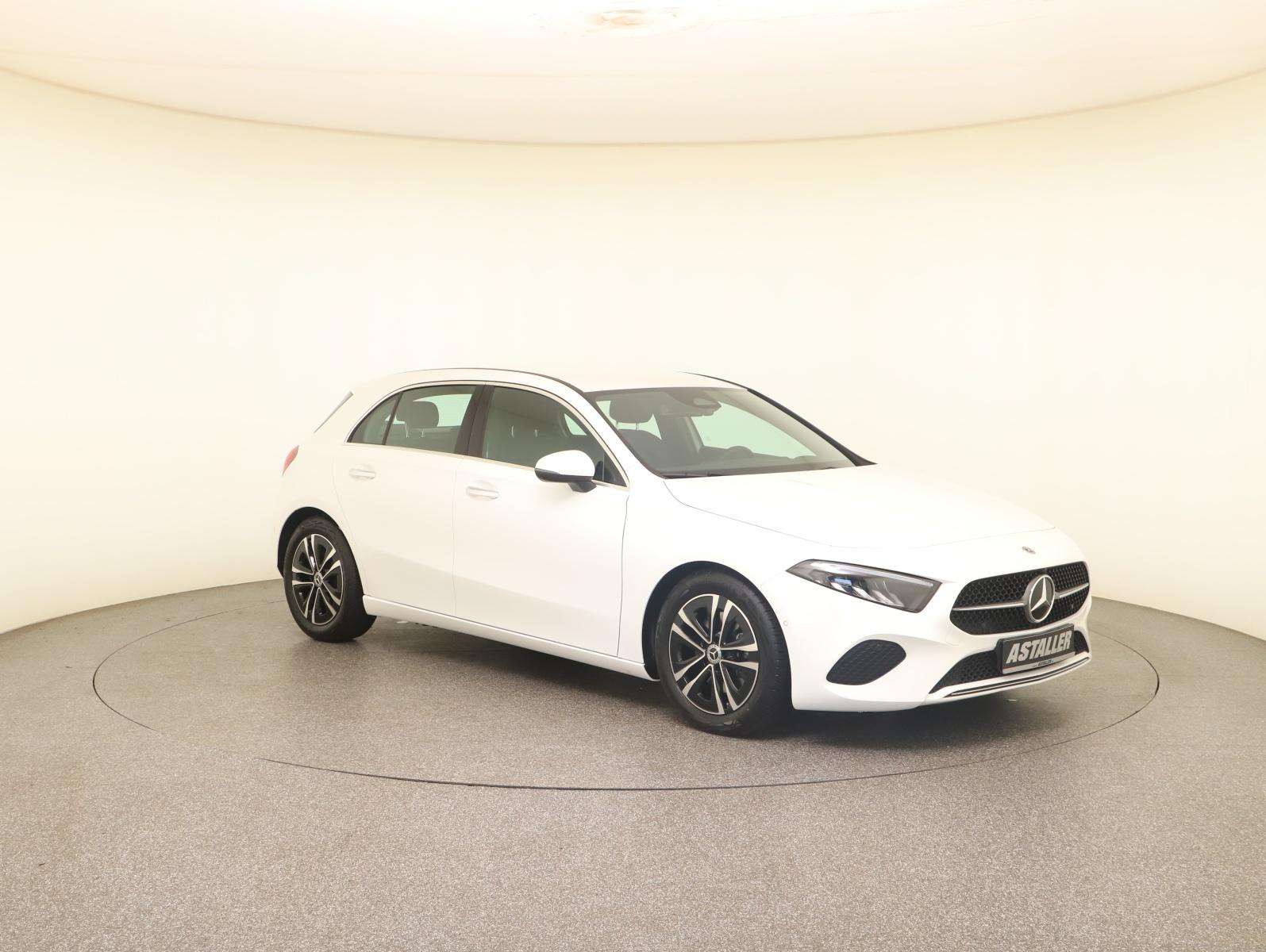 Mercedes-Benz A 220