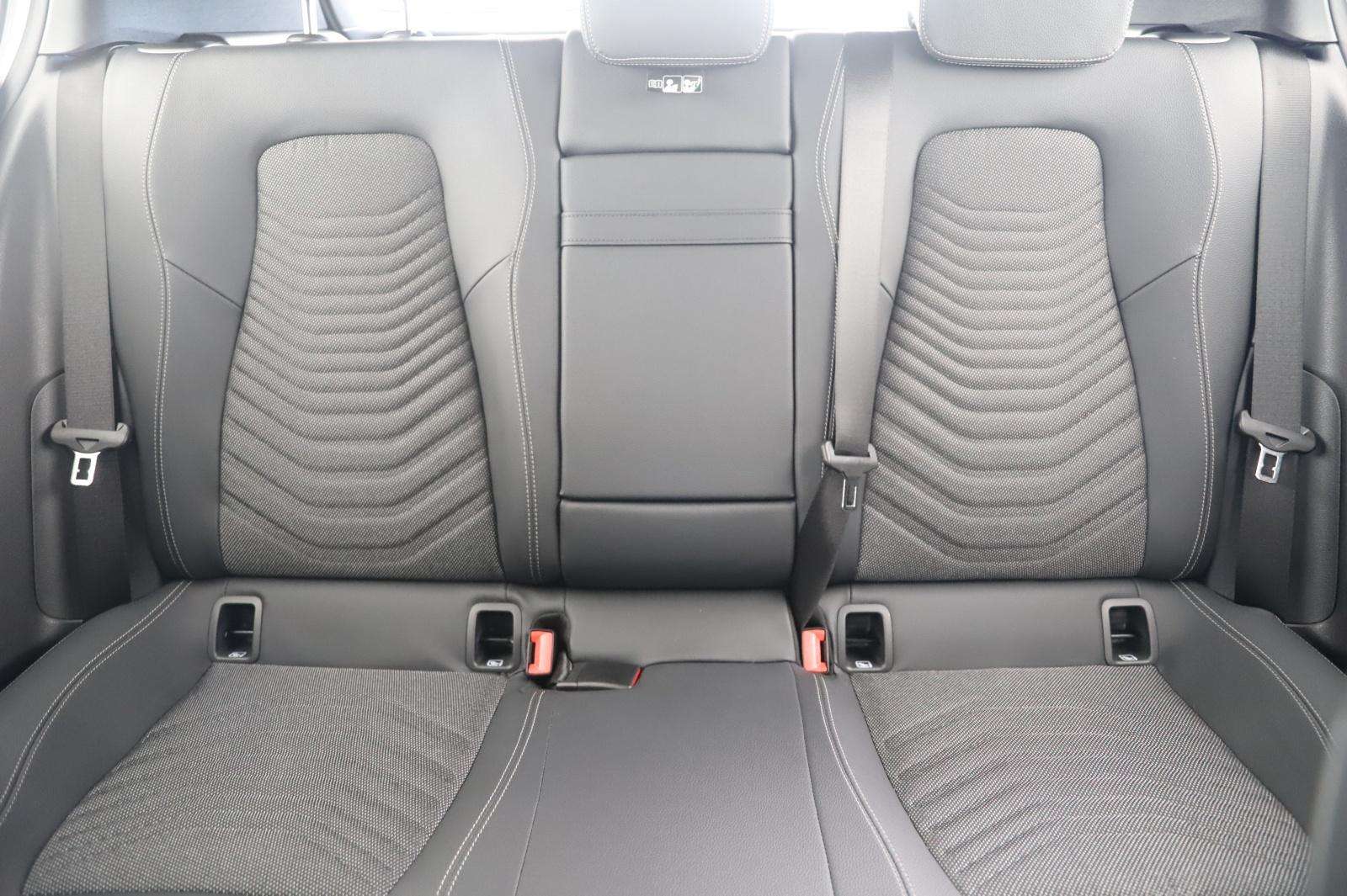 Mercedes-Benz A 220
